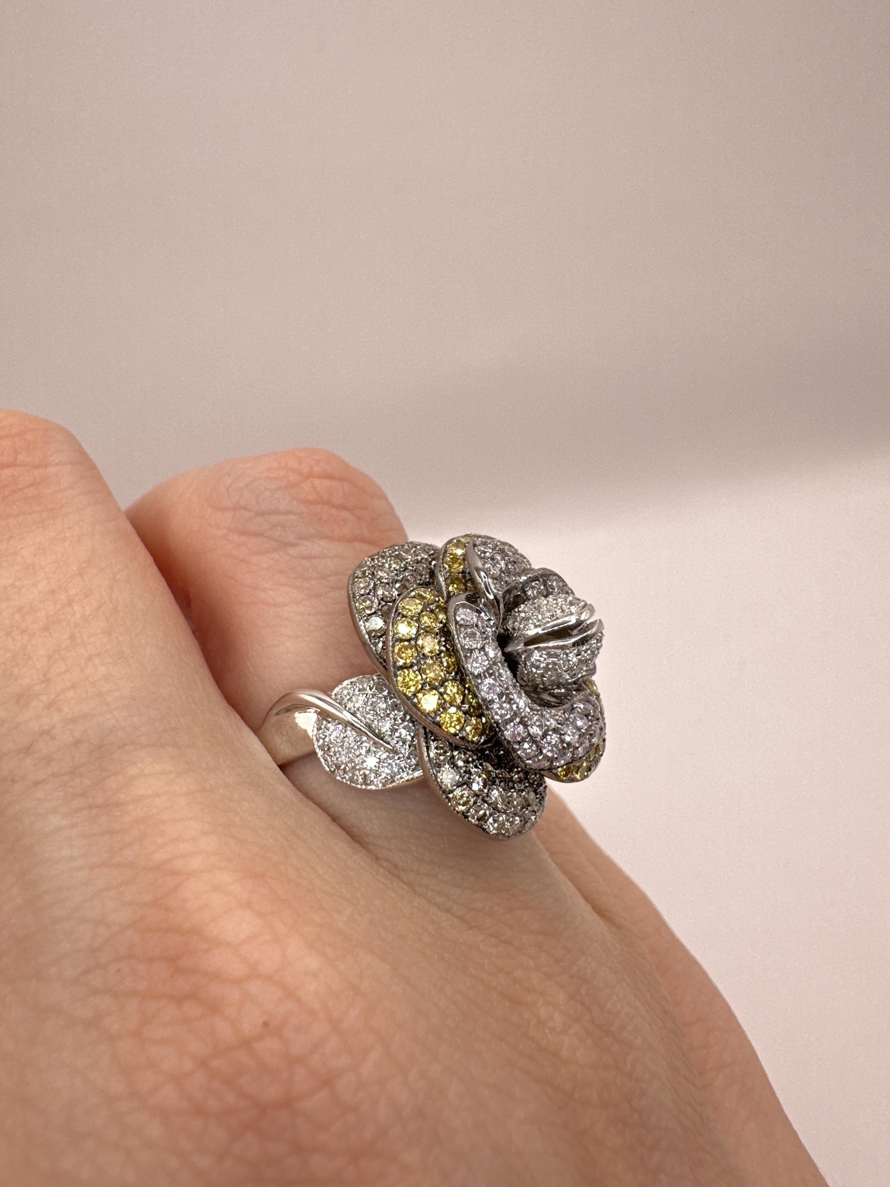 18k Brown, White and Yellow Diamond Flower Ring For Sale 7