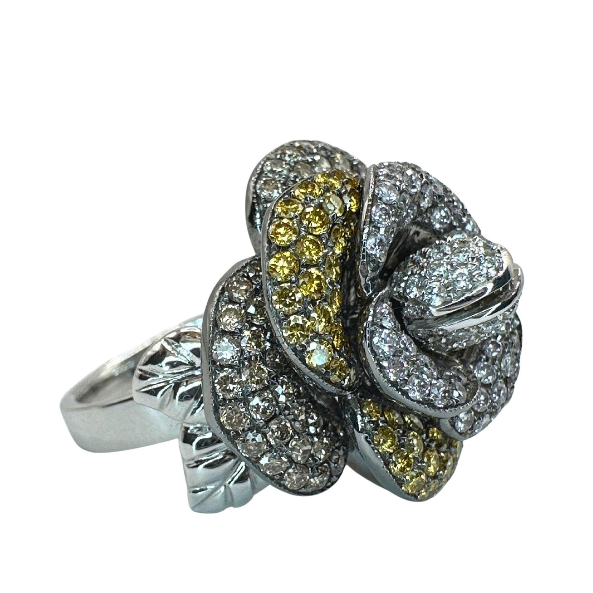 Women's 18k Brown, White and Yellow Diamond Flower Ring For Sale
