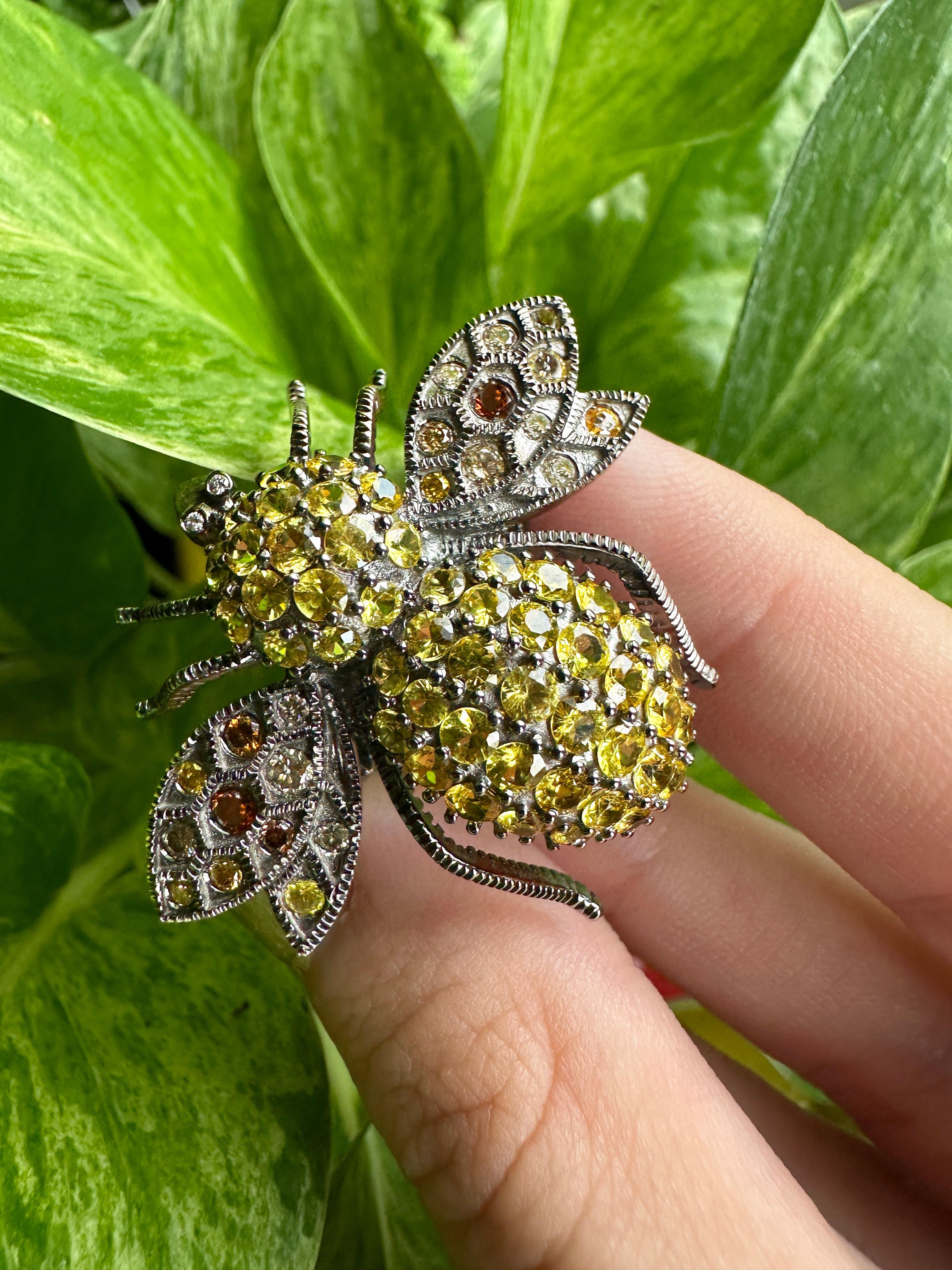 18K Bumble Bee Diamond and Yellow Sapphire Cocktail Ring For Sale 3