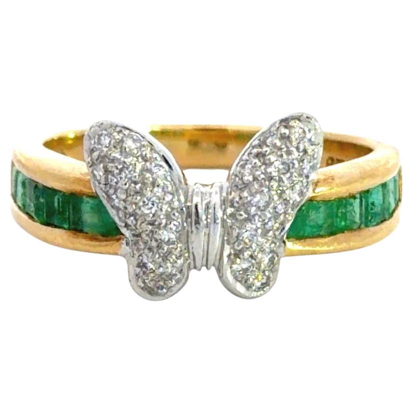 18k Butterfly Emerald Diamond Ring For Sale