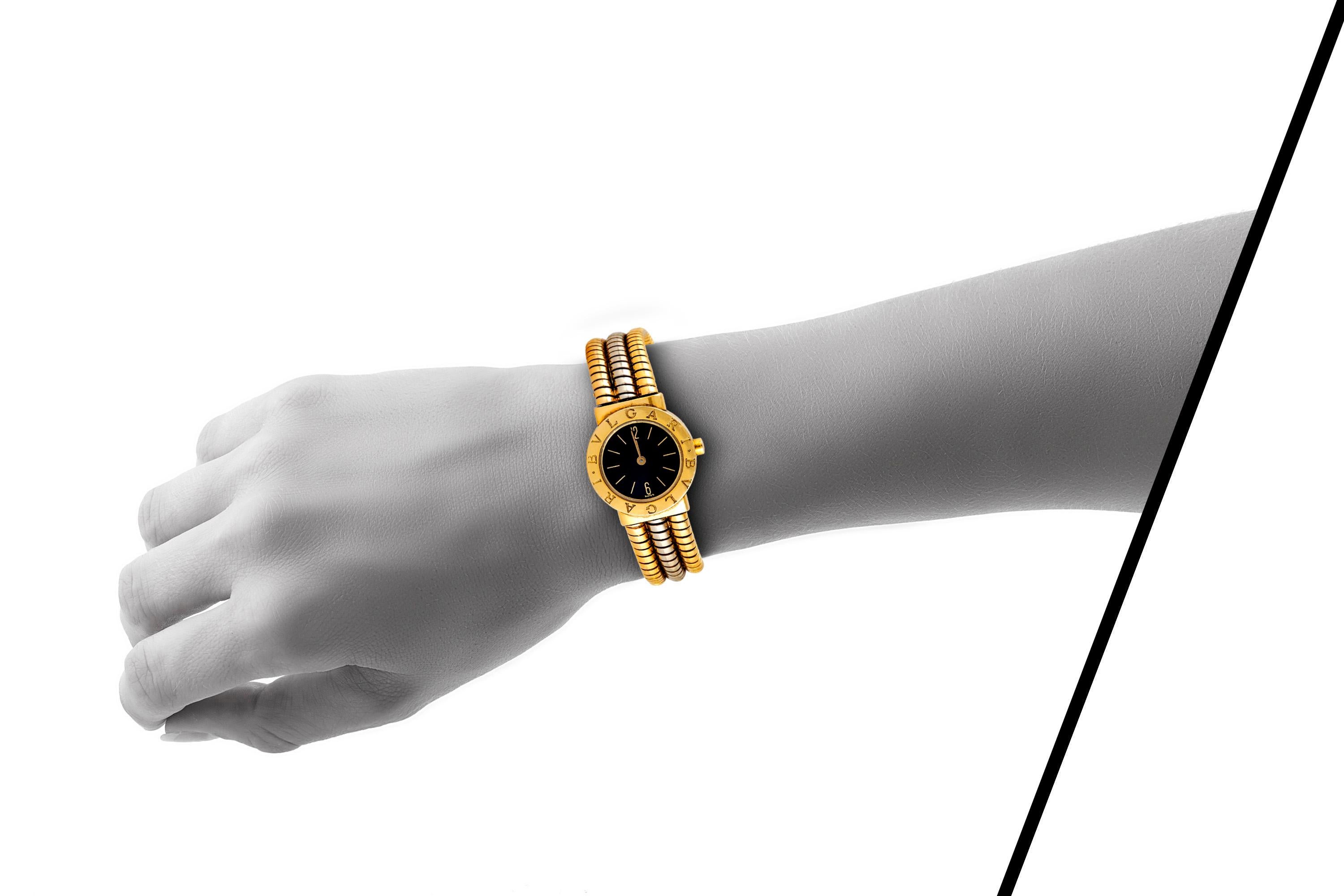 Bulgari Armbanduhr aus 18 Karat Gold für Damen oder Herren im Angebot