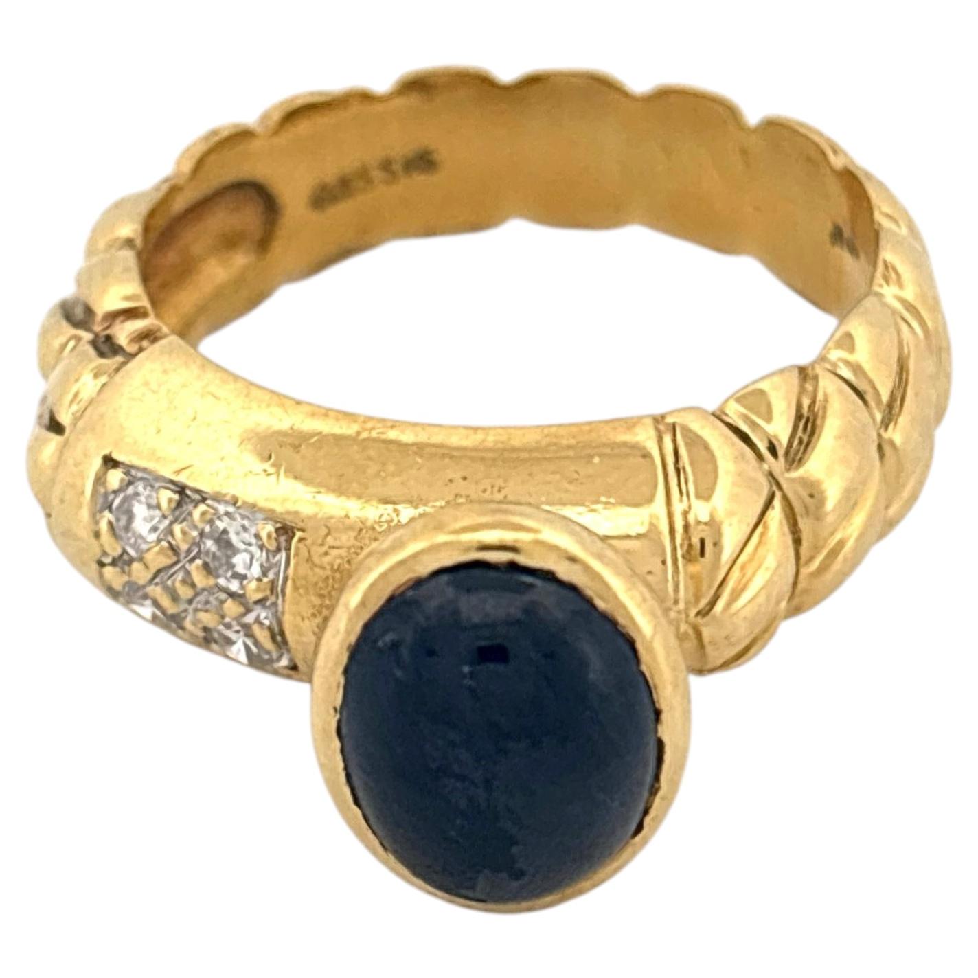18k Yellow Gold Cabochon Sapphire Diamond Ring, Unisex, Vintage Design For Sale