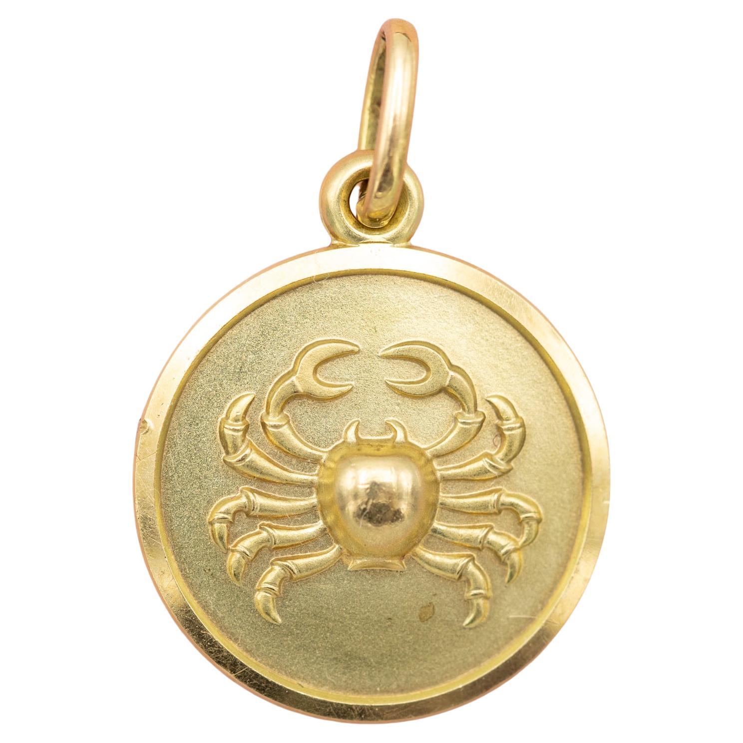 18K Cancer, Vintage 18 karat zodiac charm pendant - solid yellow gold Star Sign