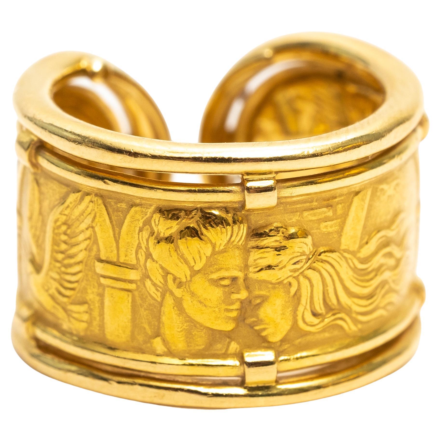 18K Carrera y Carrera Signed Romeo and Juliet Gold Ring