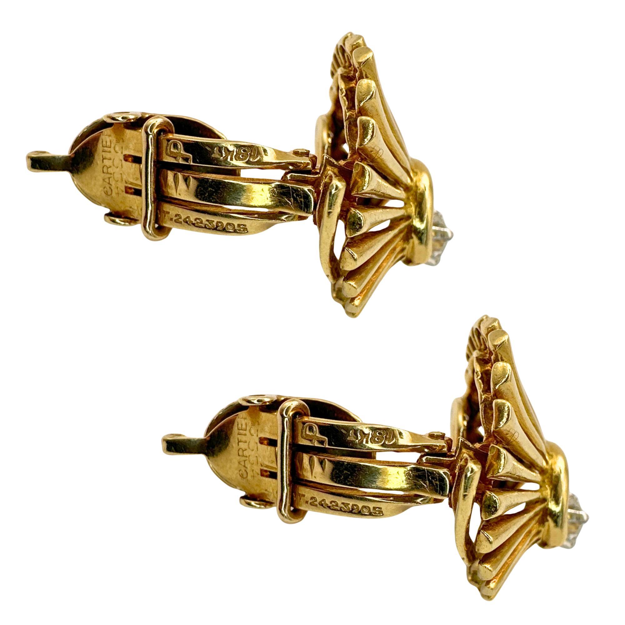 Clips d'oreilles en diamant 18k Cartier en vente 1