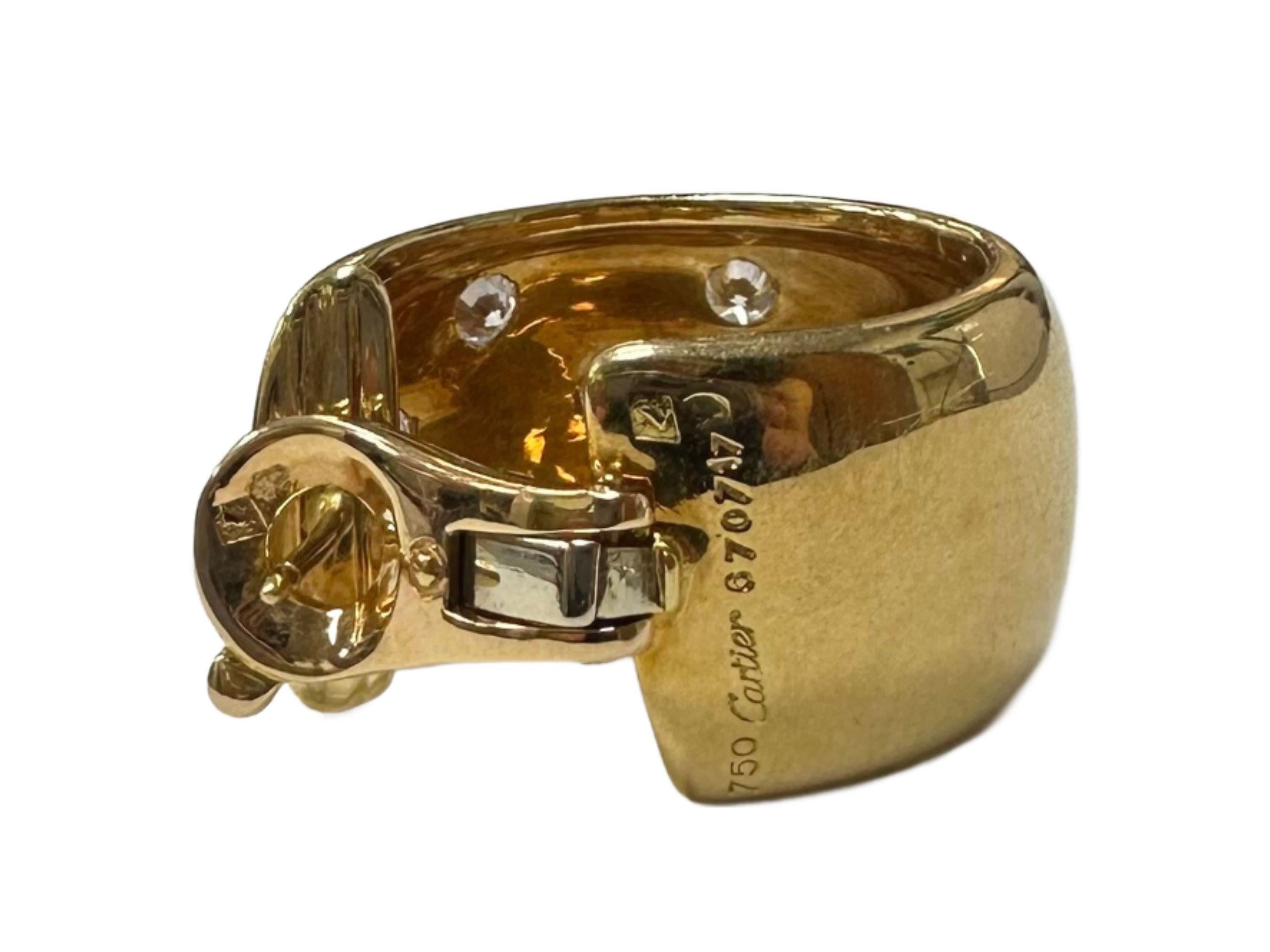 18 Karat Cartier Estate Gold- und Diamant-Creolen mit Sternmotiv aus Gold. (Rundschliff) im Angebot