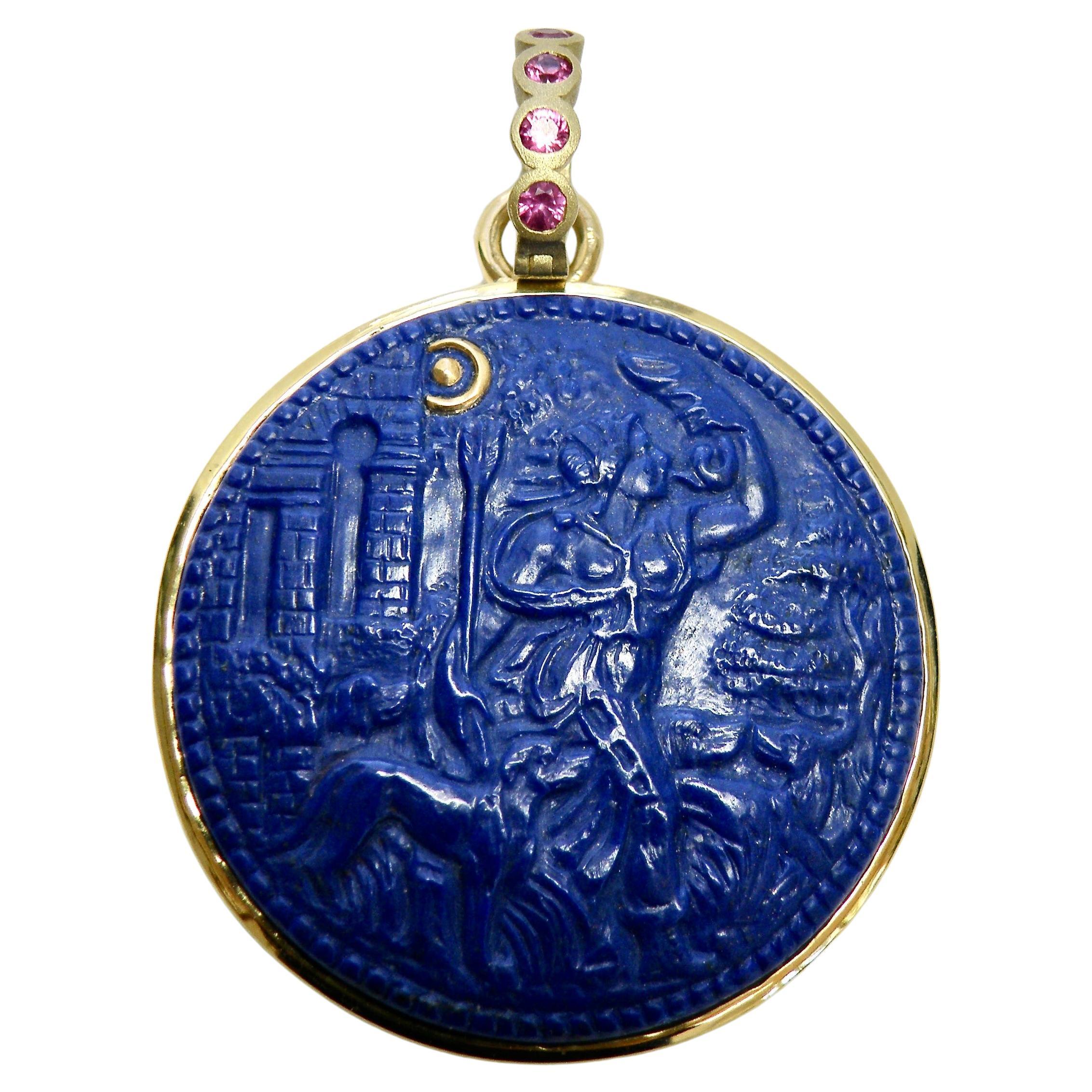 18k carved lapis goddess Diana pendant with sapphire bail in vendita