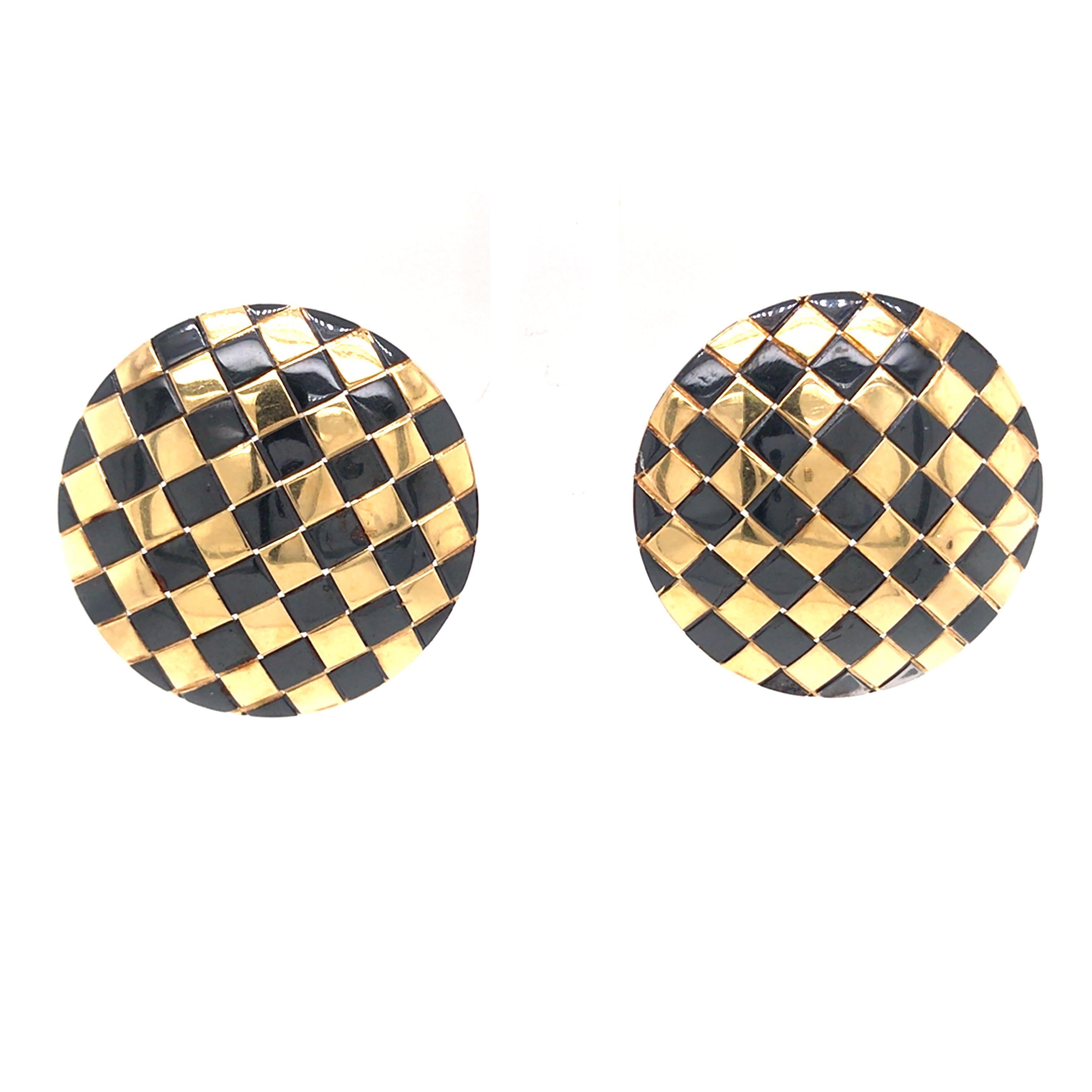 Checkered Button Earrings in 18K Yellow Gold.  The Earrings measure 1 inch in diameter.  13.68 grams. Stamped 7501581AL.