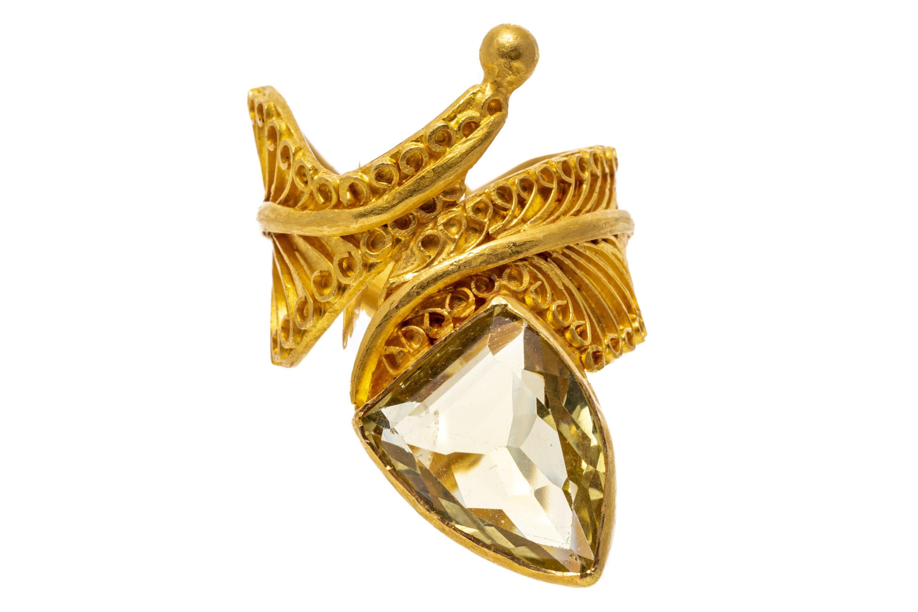 Women's 18k Coiled Fine Scroll Foliate Ring with Shield Lemon Lime Citrine For Sale
