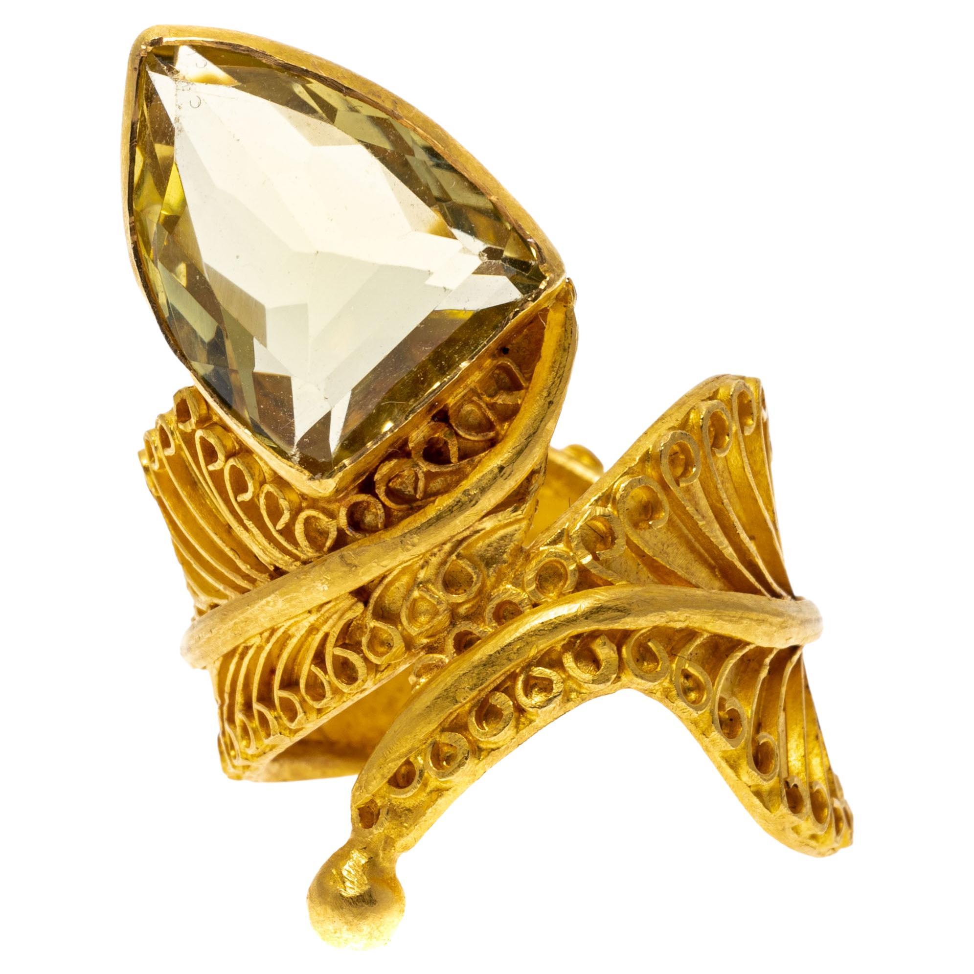 18k Coiled Fine Scroll Foliate Ring with Shield Lemon Lime Citrine For Sale