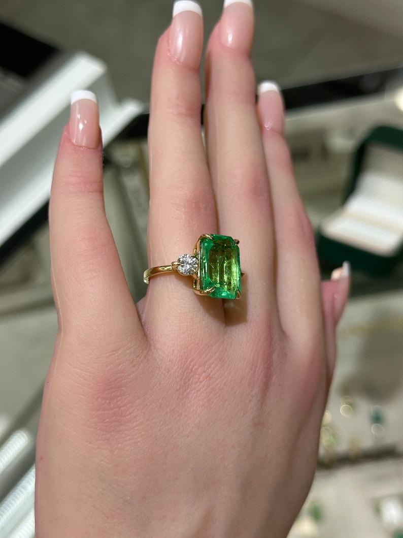 Women's 18K Colombian Emerald & Diamond Ring  8.92tcw Emerald Cut  Vivid Green For Sale