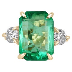 18K Colombian Emerald & Diamond Ring  8.92tcw Emerald Cut  Vivid Green