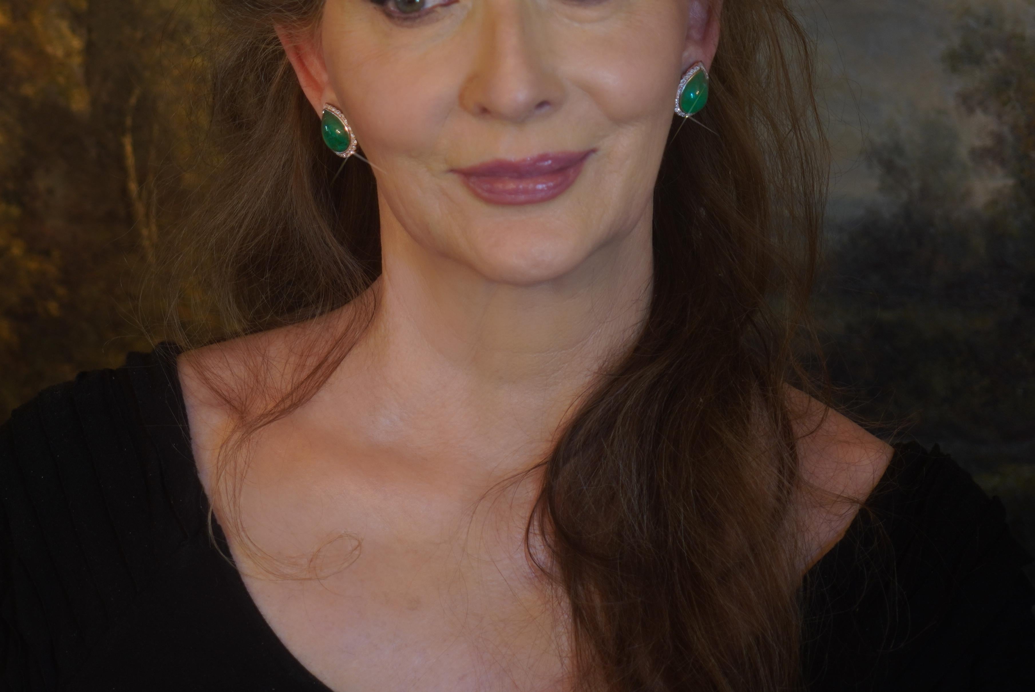 18K Colombian Emerald Earrings Diamond Antique GIA Certified Huge 25.12 Carats! For Sale 5