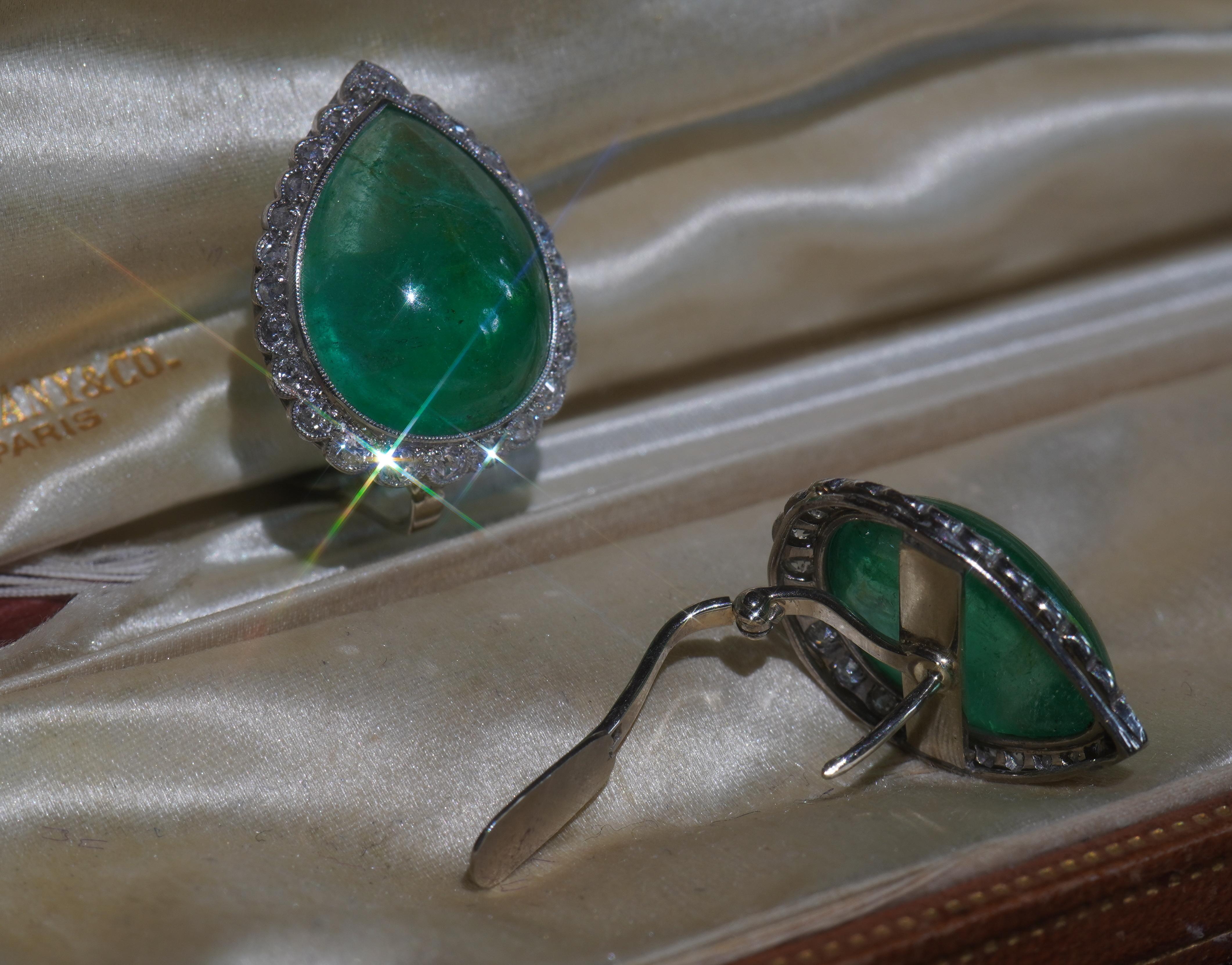 18K Colombian Emerald Earrings Diamond Antique GIA Certified Huge 25.12 Carats! For Sale 3
