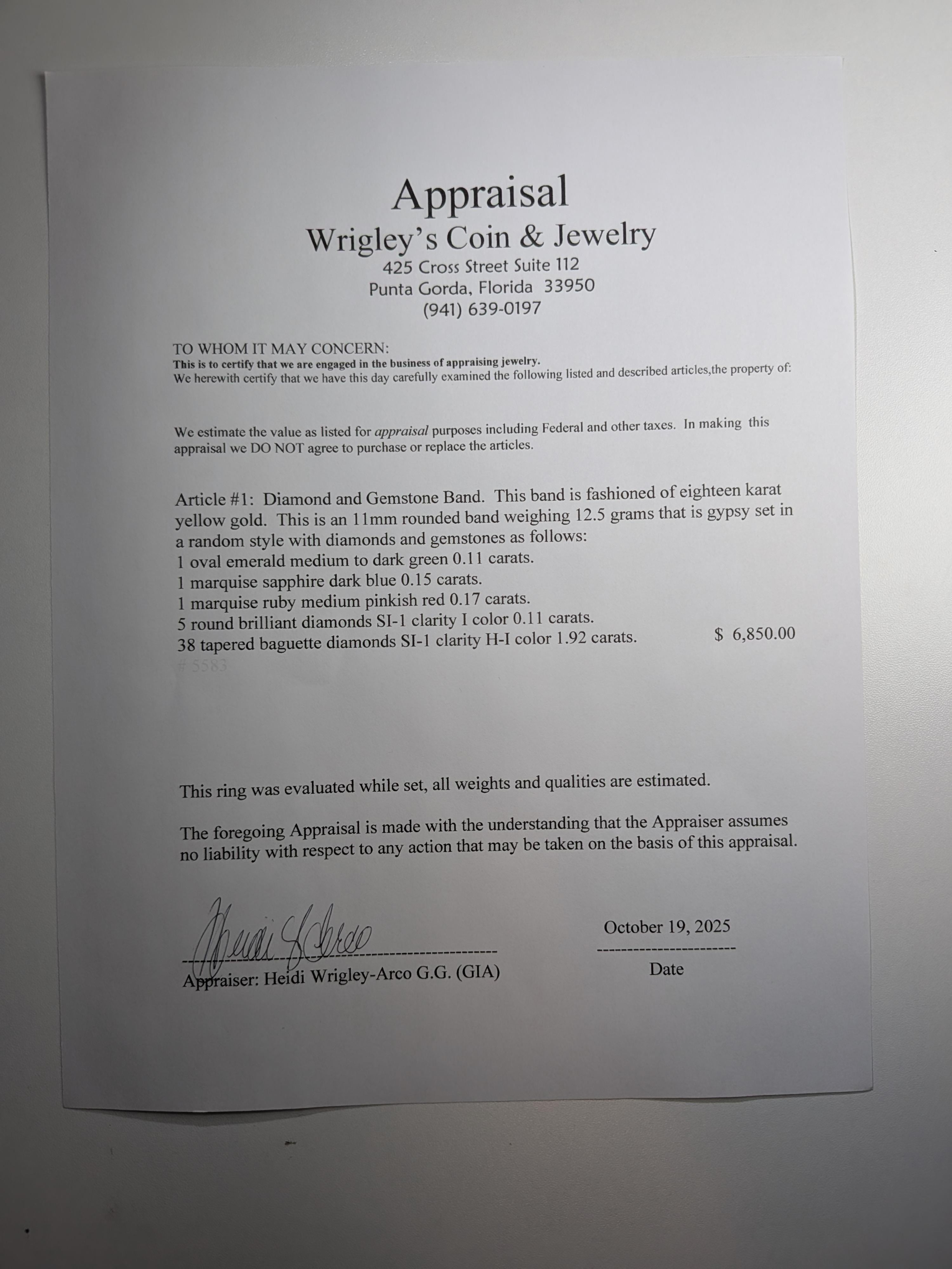 Bracelet large 18k Confetti. Bague Cigare 2CTW Diamond Ruby Sapphire Emerald Scattered en vente 2