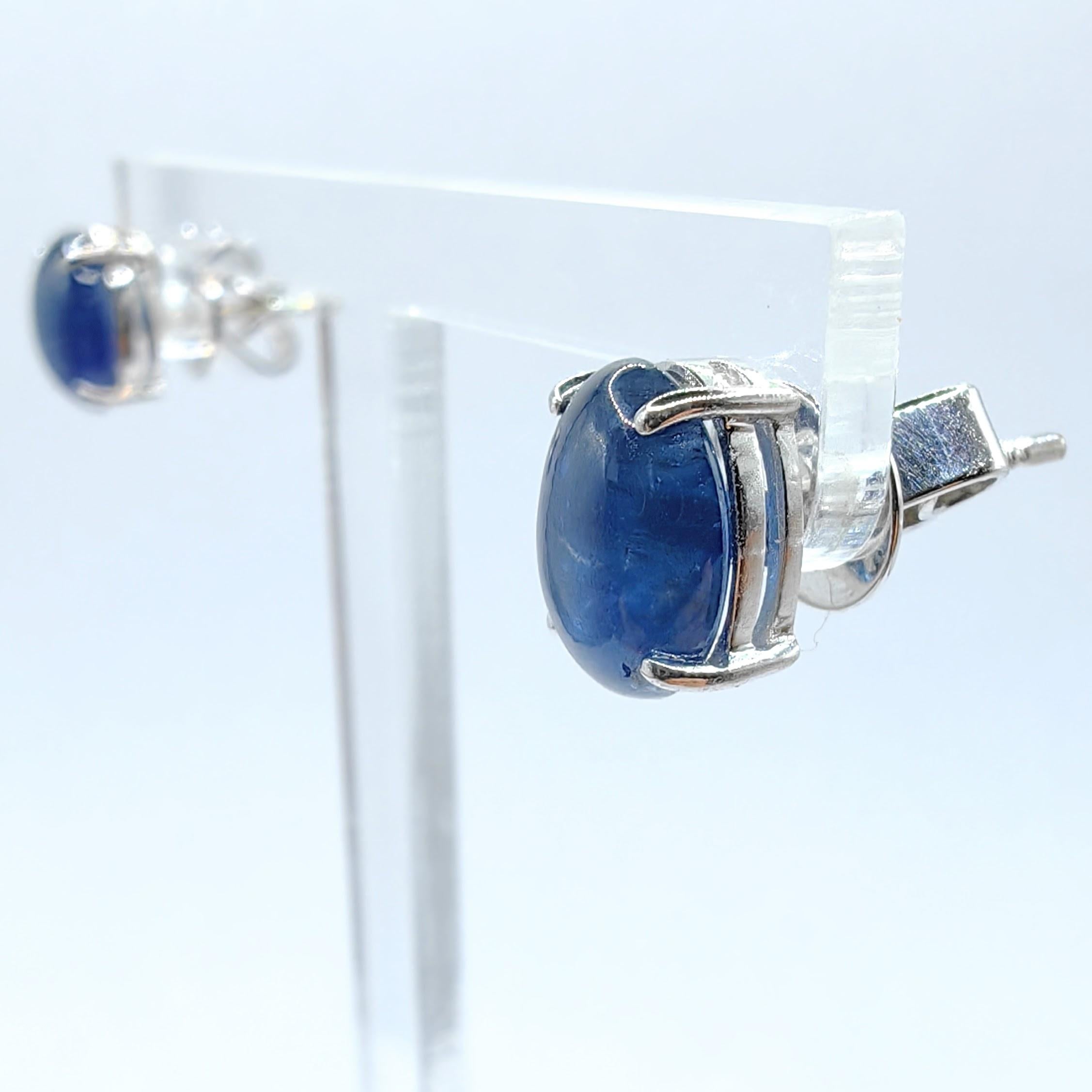 Orecchini convertibili con zaffiro e diamante in 18 carati - Borchie a cabochon con gocce a cuore in vendita 4