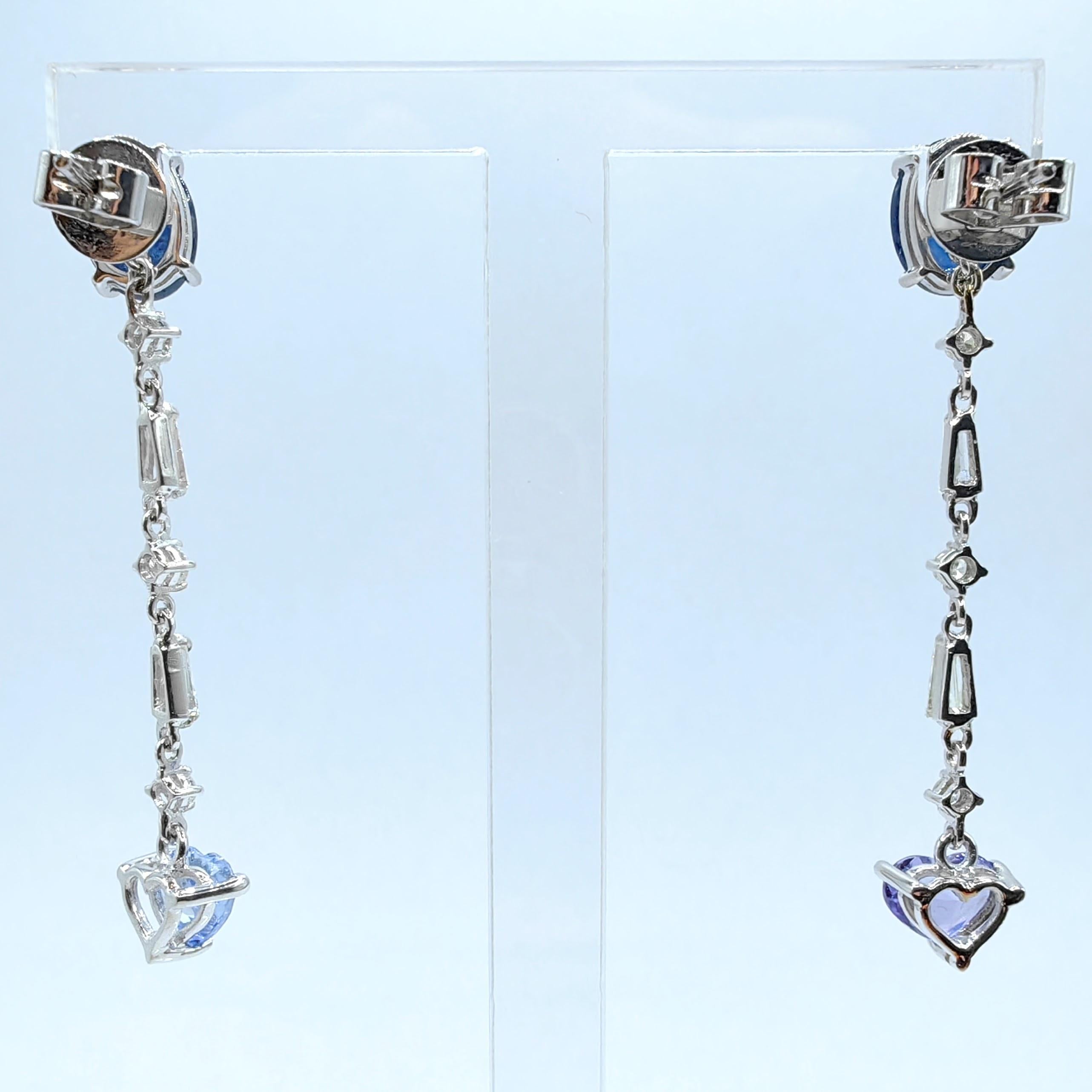 Orecchini convertibili con zaffiro e diamante in 18 carati - Borchie a cabochon con gocce a cuore In condizioni Nuovo in vendita a Wan Chai District, HK