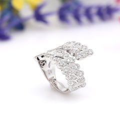 18k Crossover Ring Band Diamonds Natural Unique and Artistic Trendy