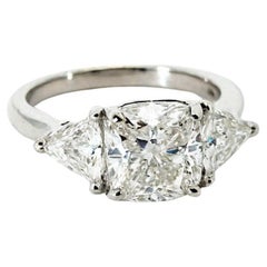 Bague de fiançailles 18K à taille coussin