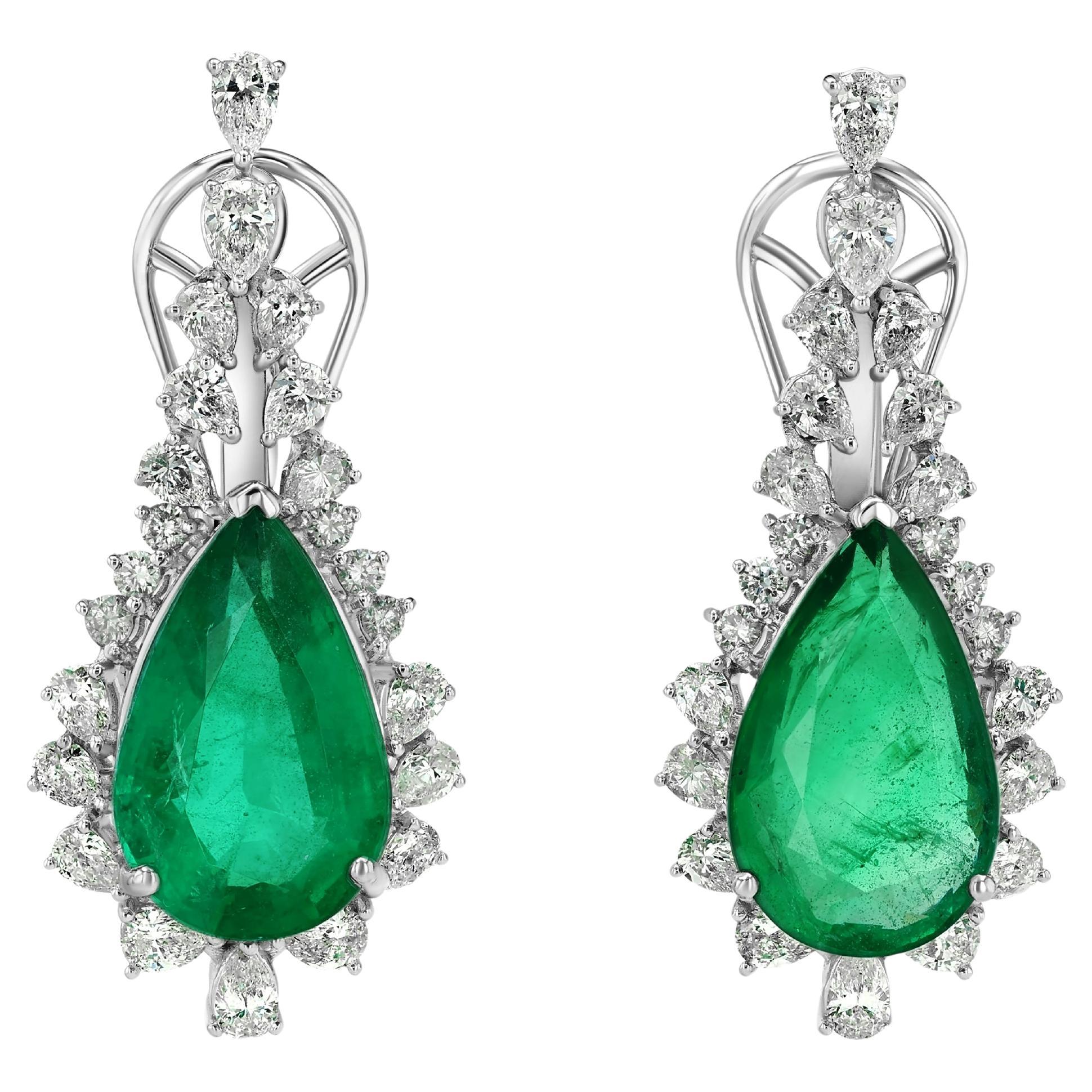Pendientes Colgantes 18K con Esmeraldas y Diamantes