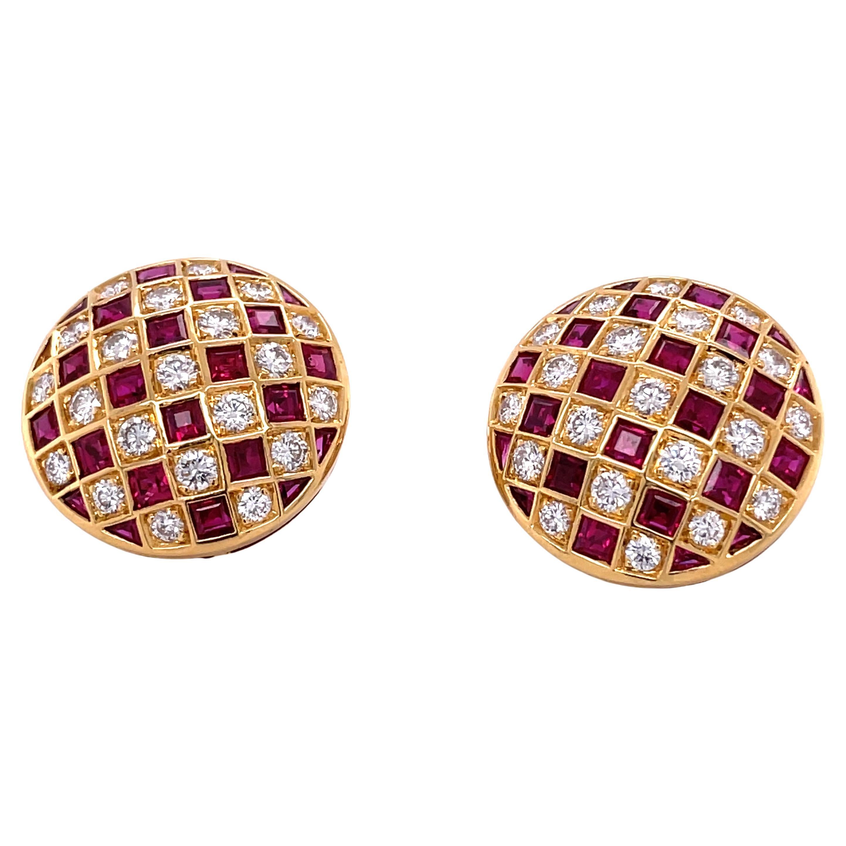 Boucles d'oreilles de designer en rubis et diamants 18 carats