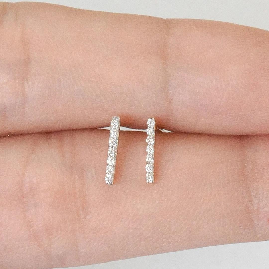 18K Diamante 14 Piezas Pendientes Barra de Diamantes Delicado Minimalista Cotidiano en venta 1