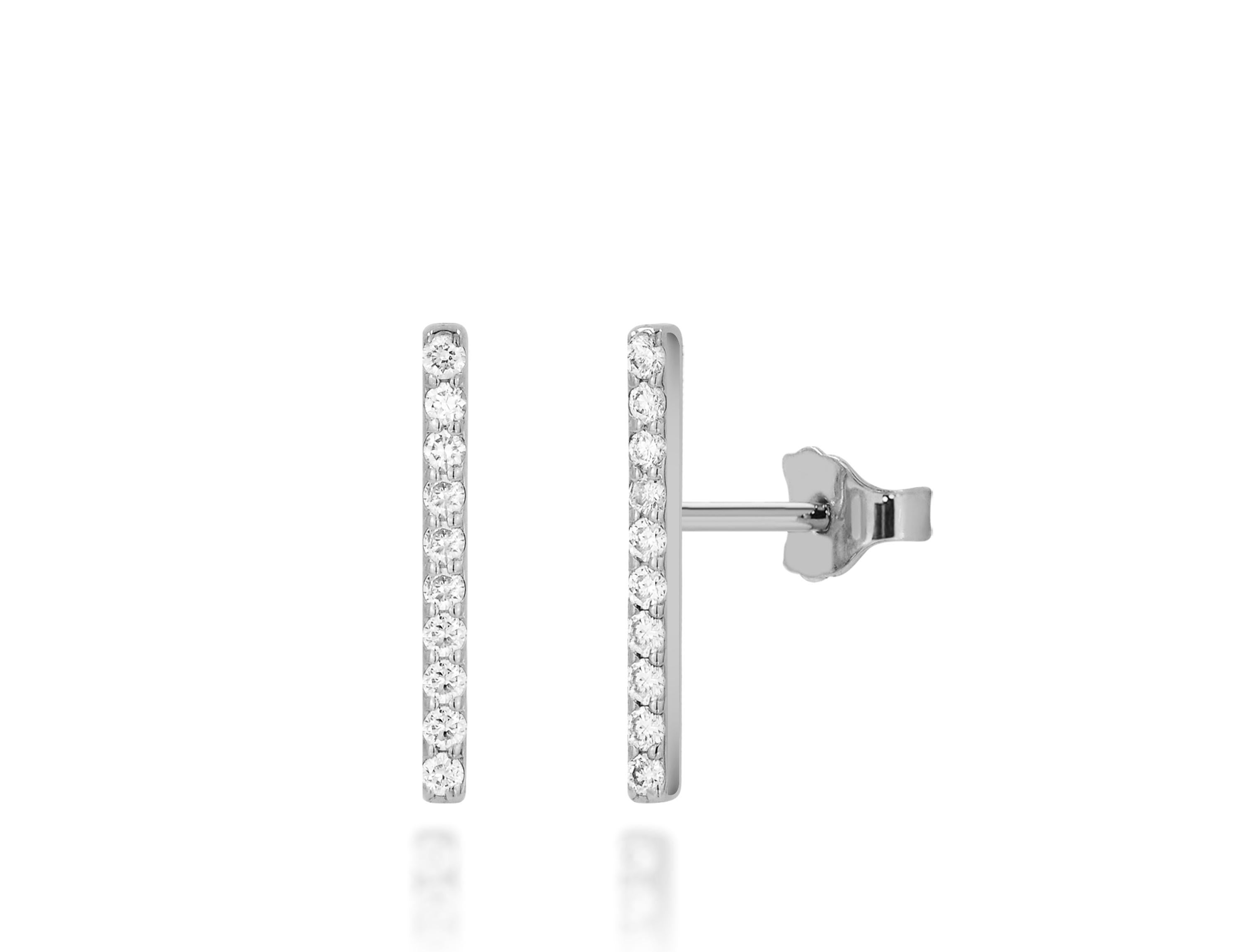 Modern 18K Diamond 20 Pcs Diamond Bar Earrings Dainty Bar Earring Long For Sale