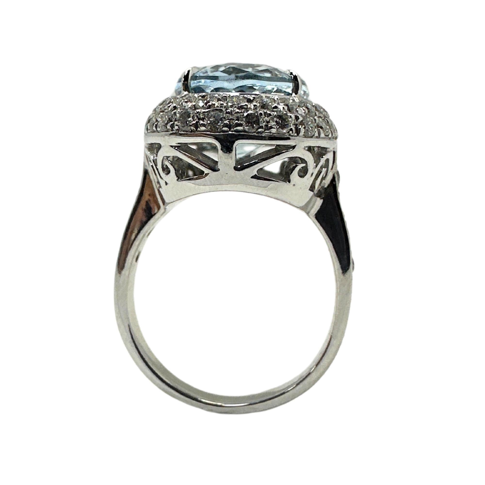 18k Diamond and Aquamarine Ring 1