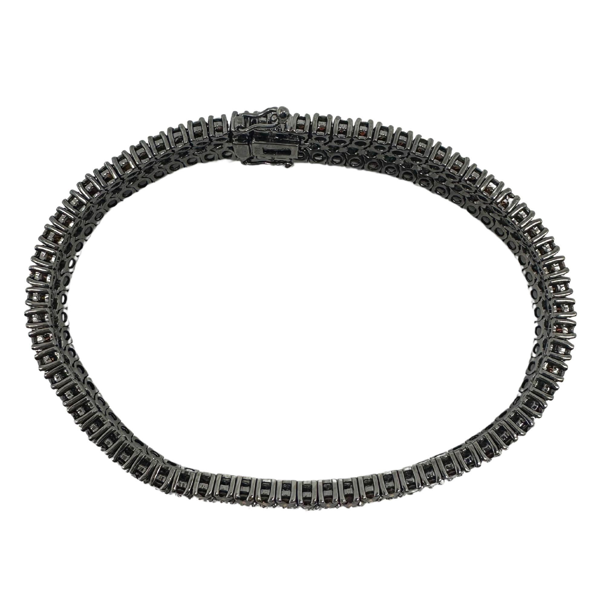 Bracelet en diamant 18K et diamant brun Bon état - En vente à New York, NY