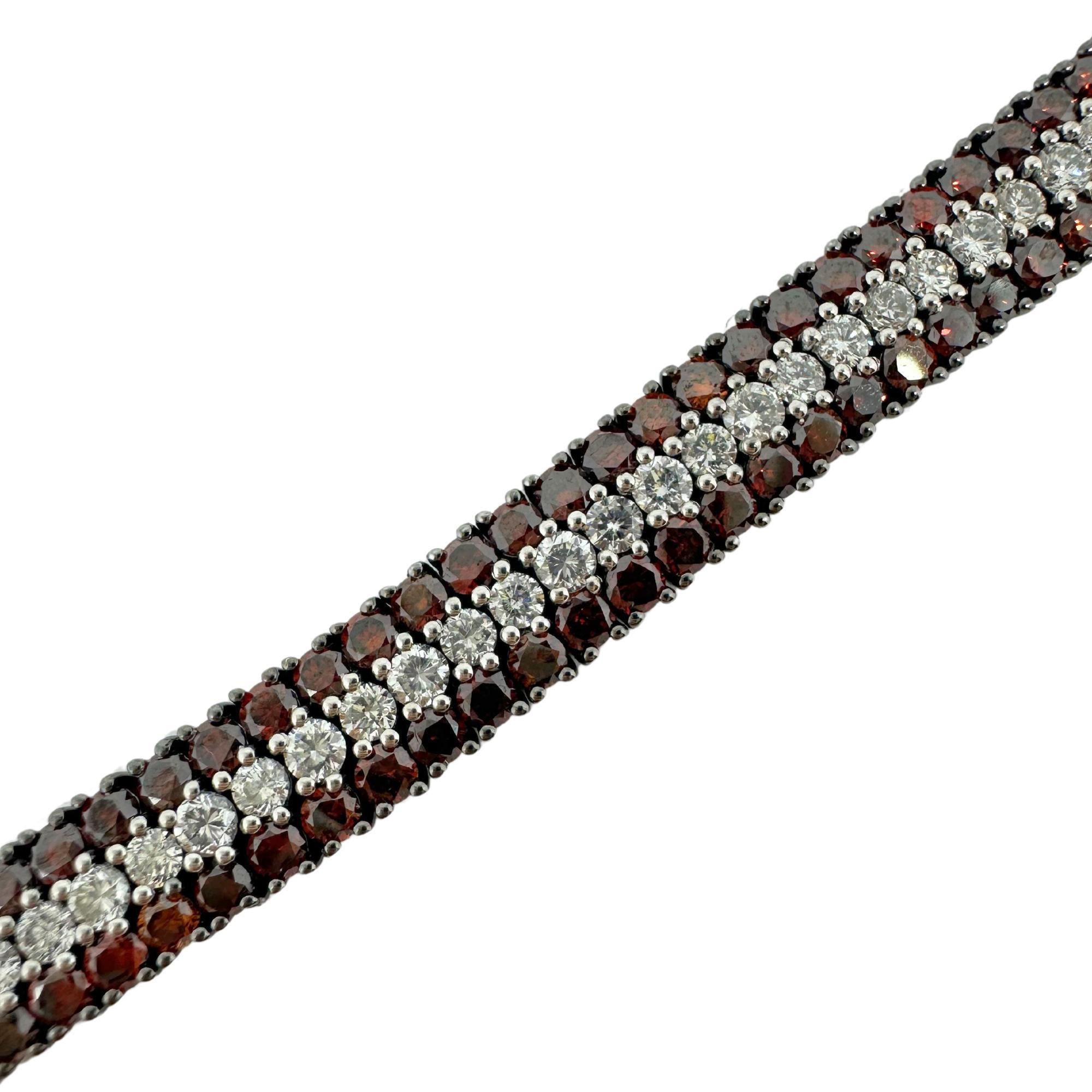 Bracelet en diamant 18K et diamant brun en vente 1
