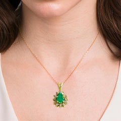 18 Karat Diamond and Colombian Emerald Ladies Pendant