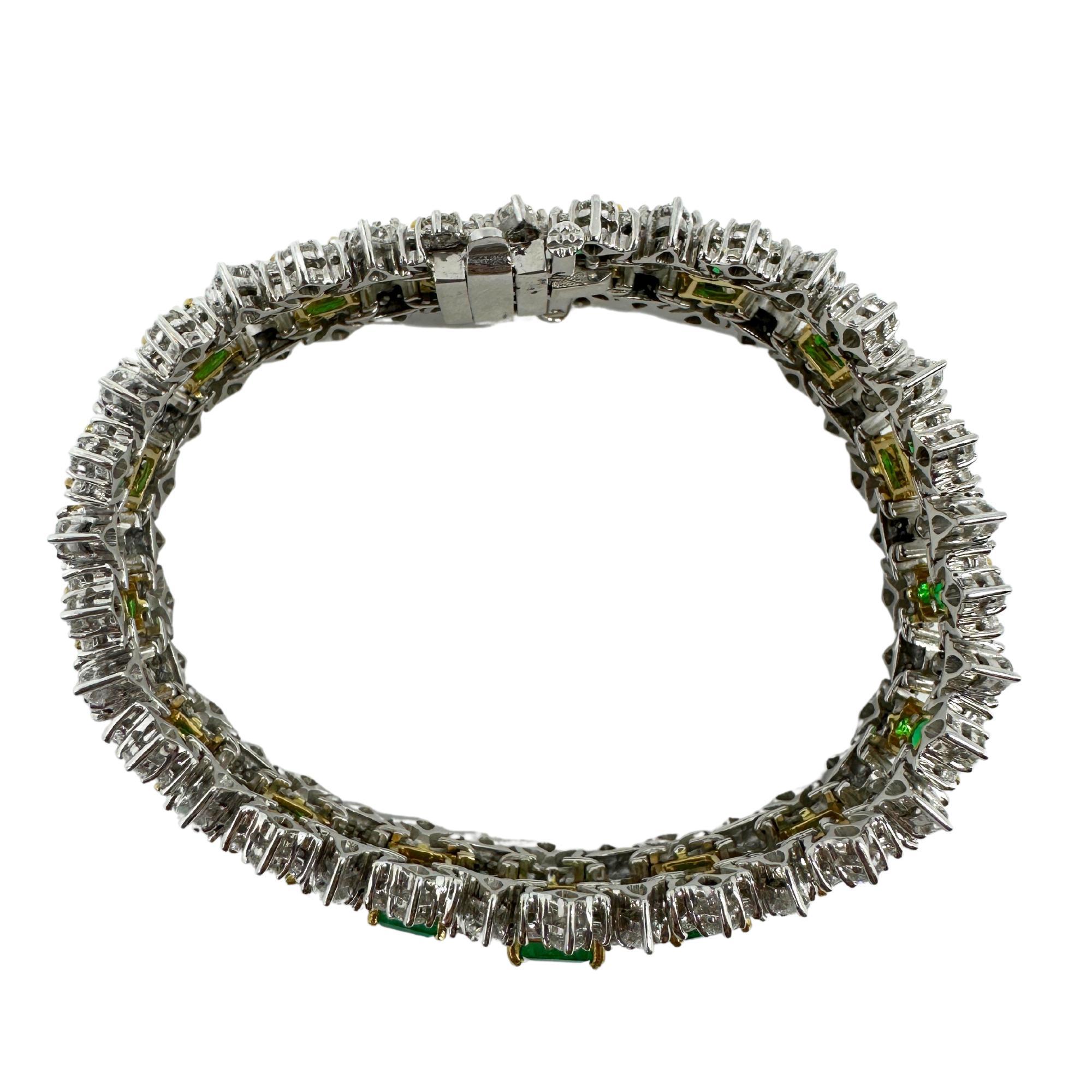 Bracelet en diamant et émeraude 18K Bon état - En vente à New York, NY