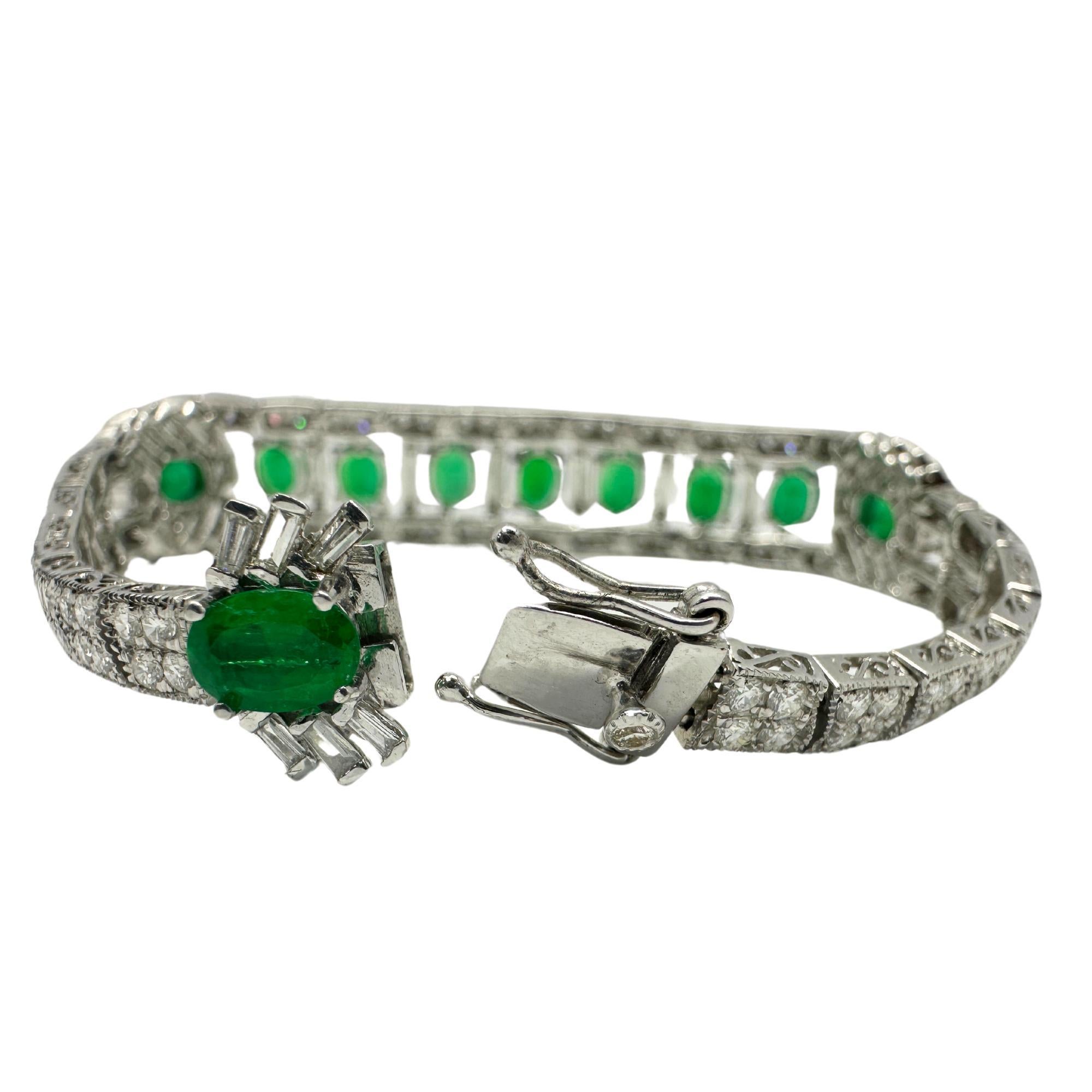 De las mujeres Pulsera de diamantes y esmeraldas de 18 quilates en venta