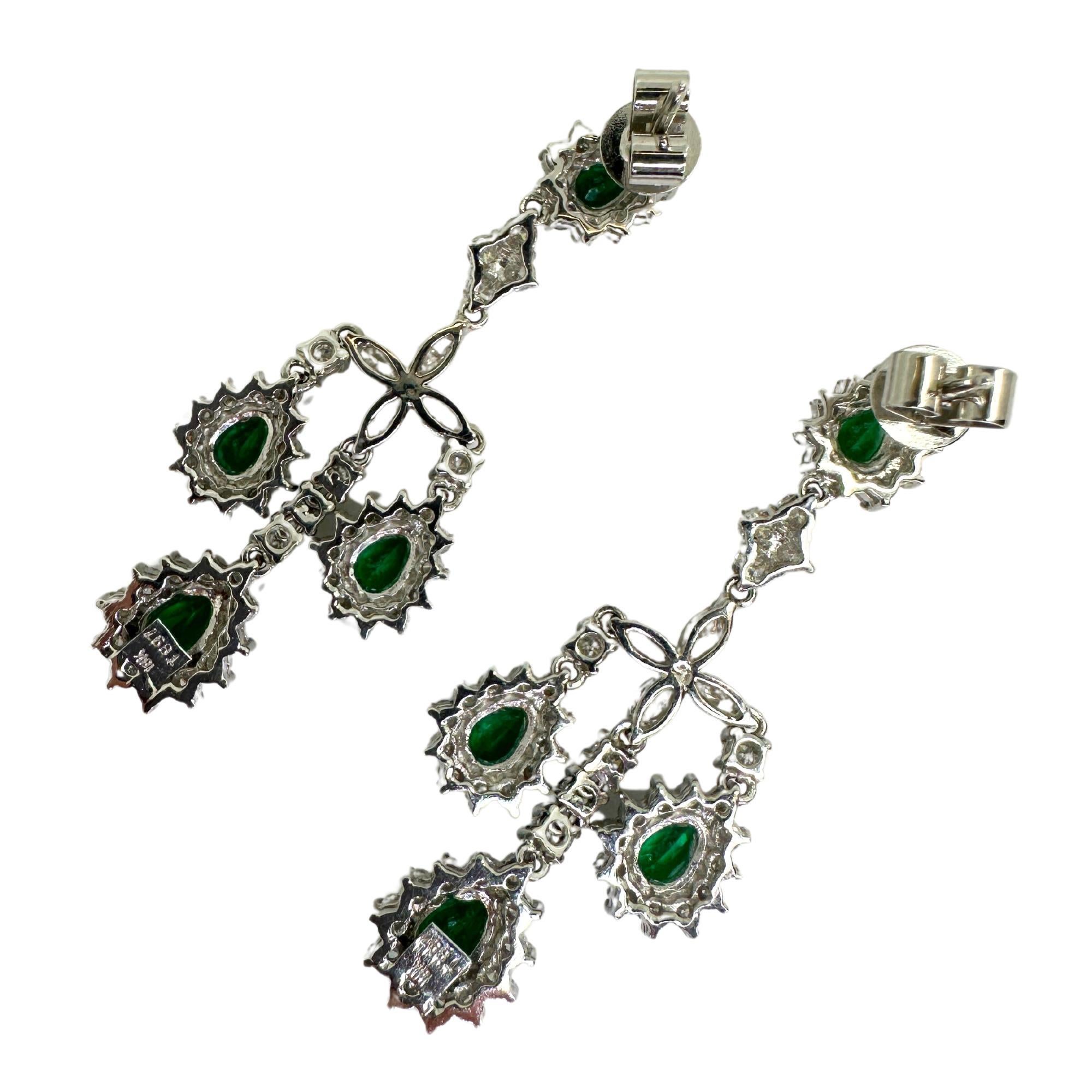 18k Diamond and Emerald Earrings In Good Condition For Sale In New York, NY