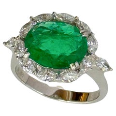 18k Diamond and Emerald Ring