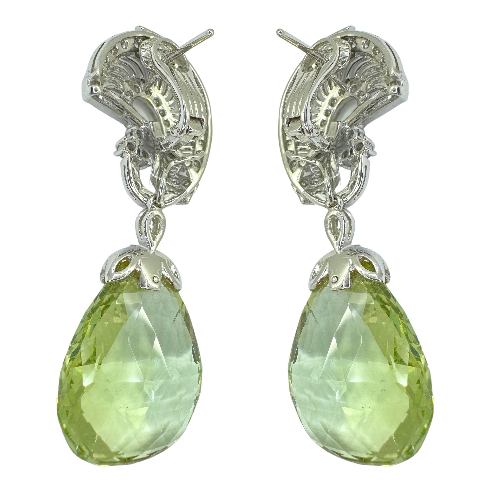 Boucles d'oreilles jour et nuit en diamant et vert d'eau et de béryl 18k en vente 2