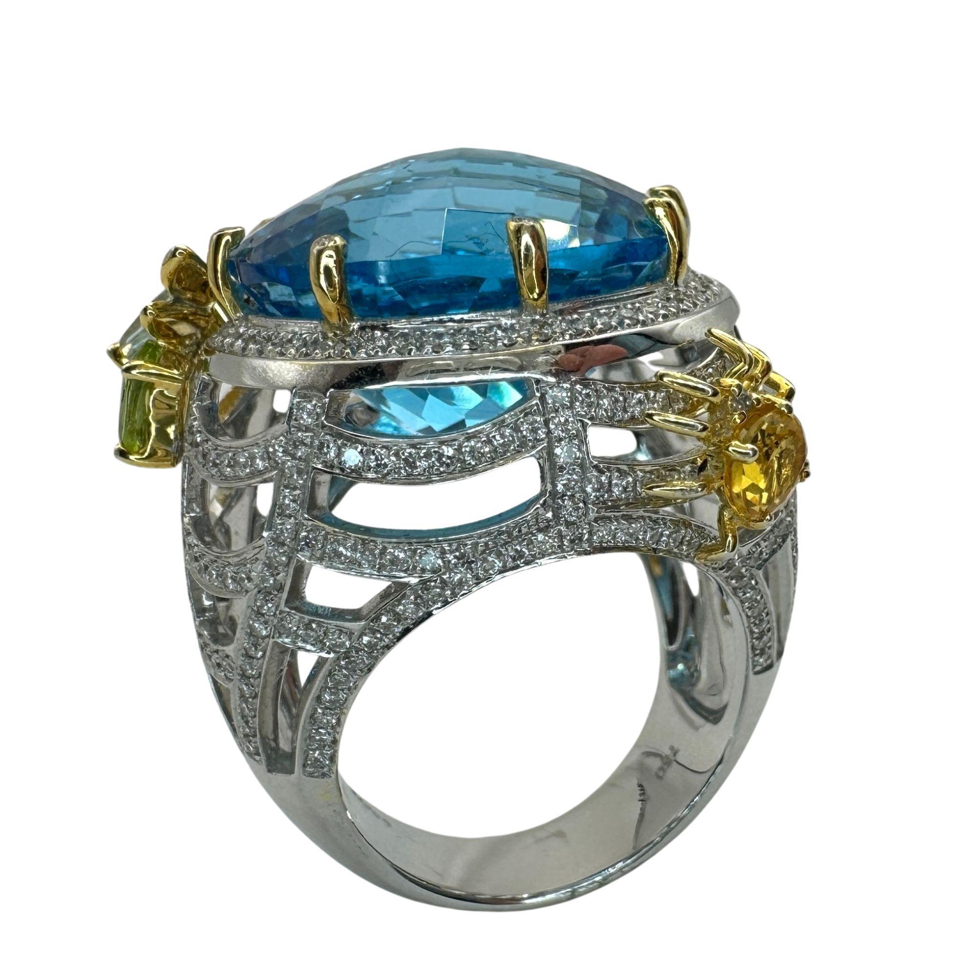 18k Diamond and Multi Colored Stone Cocktail Ring In Good Condition For Sale In New York, NY