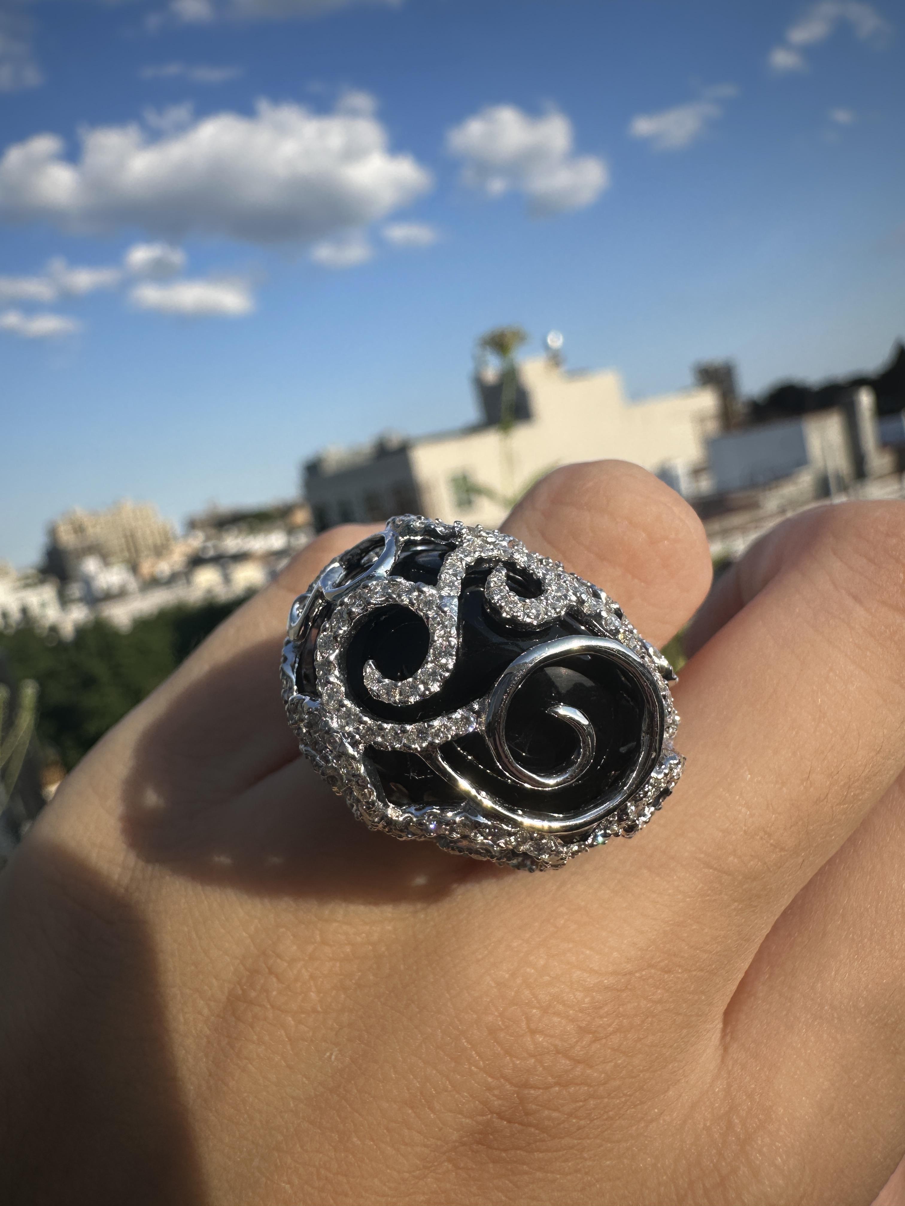 Women's 18k Diamond and Onyx Cocktail Ring For Sale