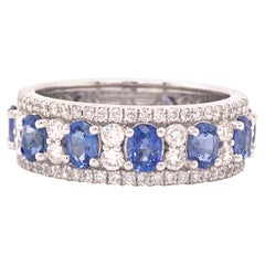 18 Karat Diamant und ovaler Saphir Ring aus Weißgold