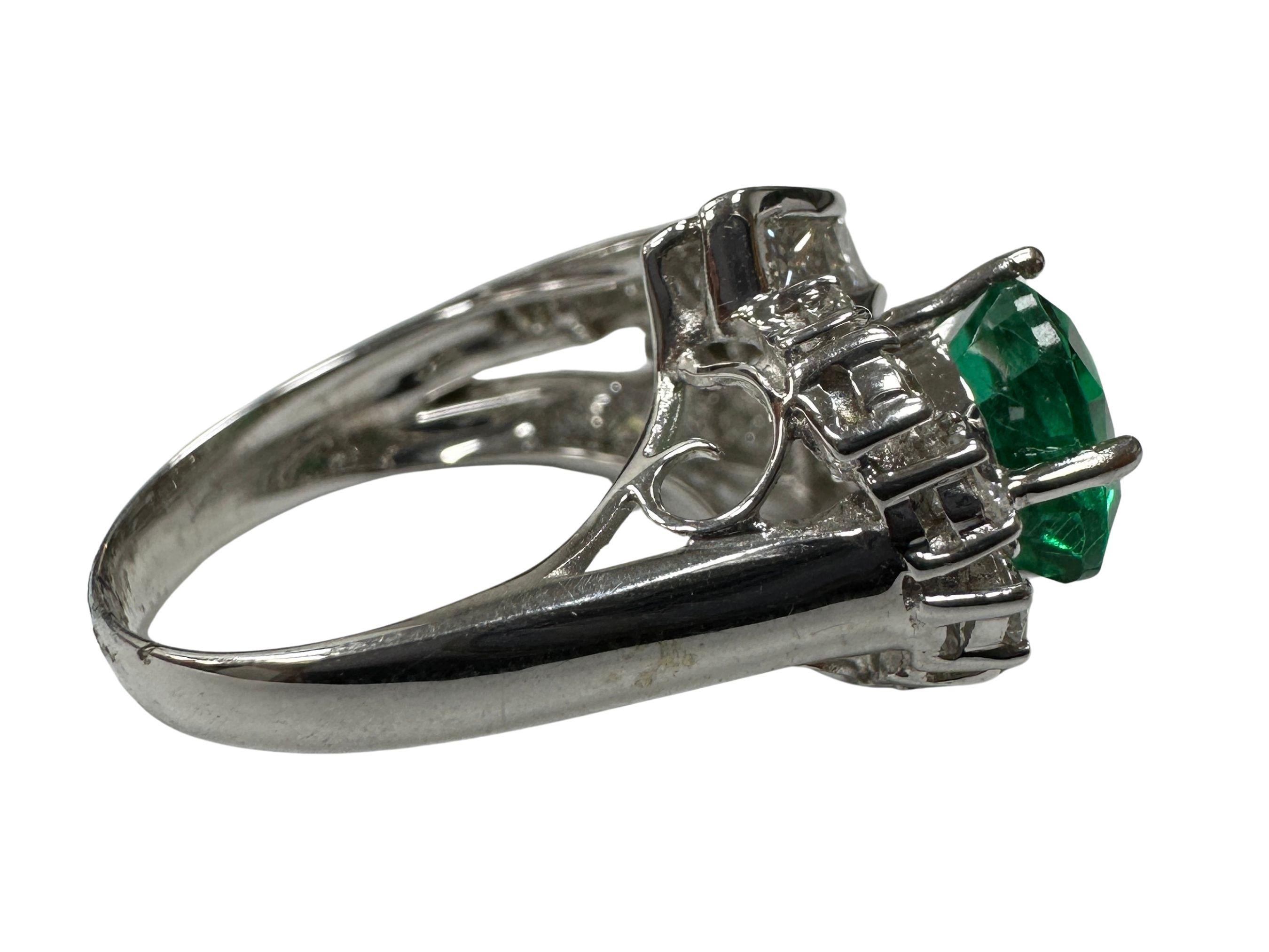 Pear Cut 18k Diamond and Pear Shaped Emerald Ring For Sale