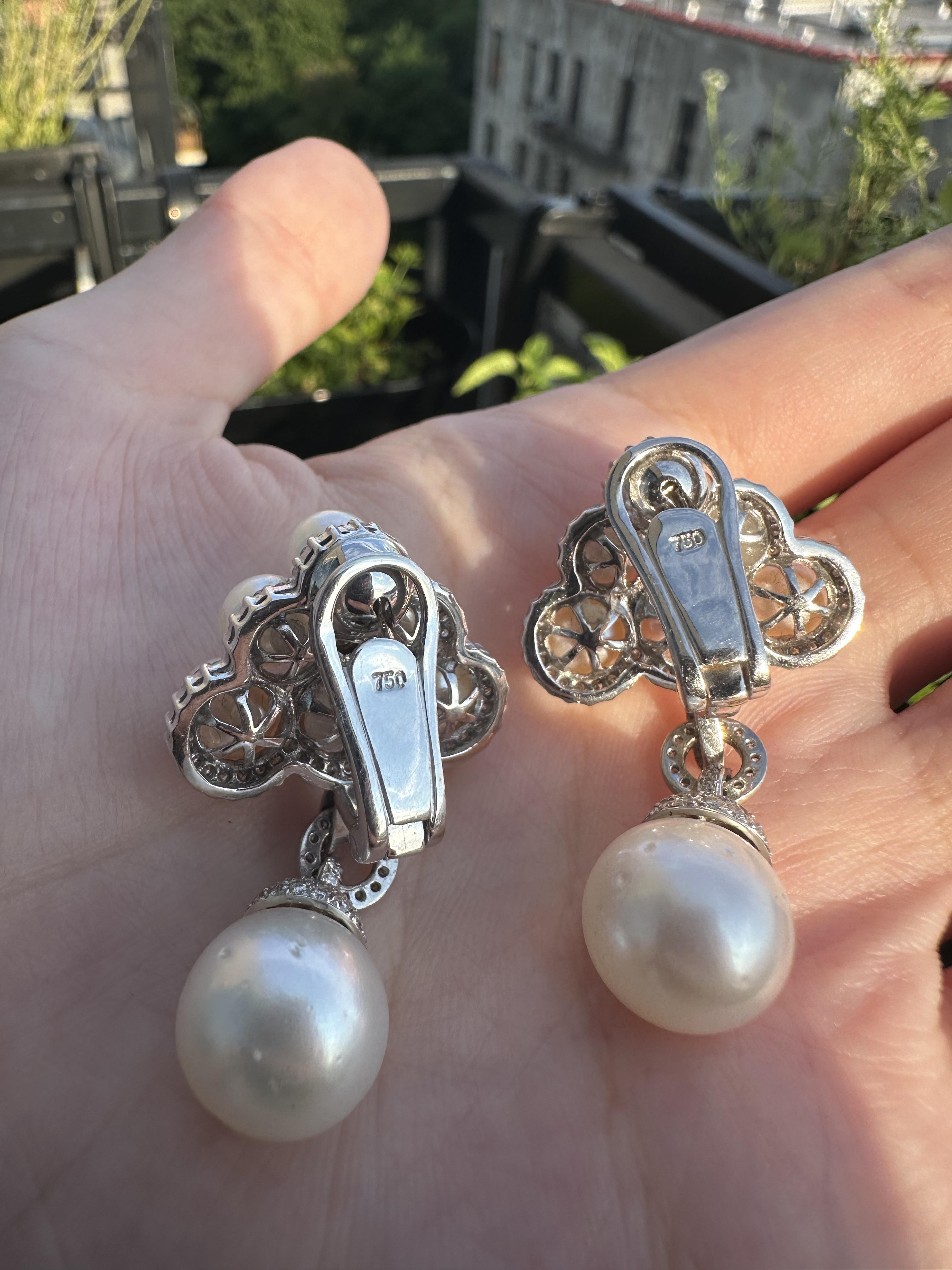 18K Diamond and Pearl Earrings For Sale 4