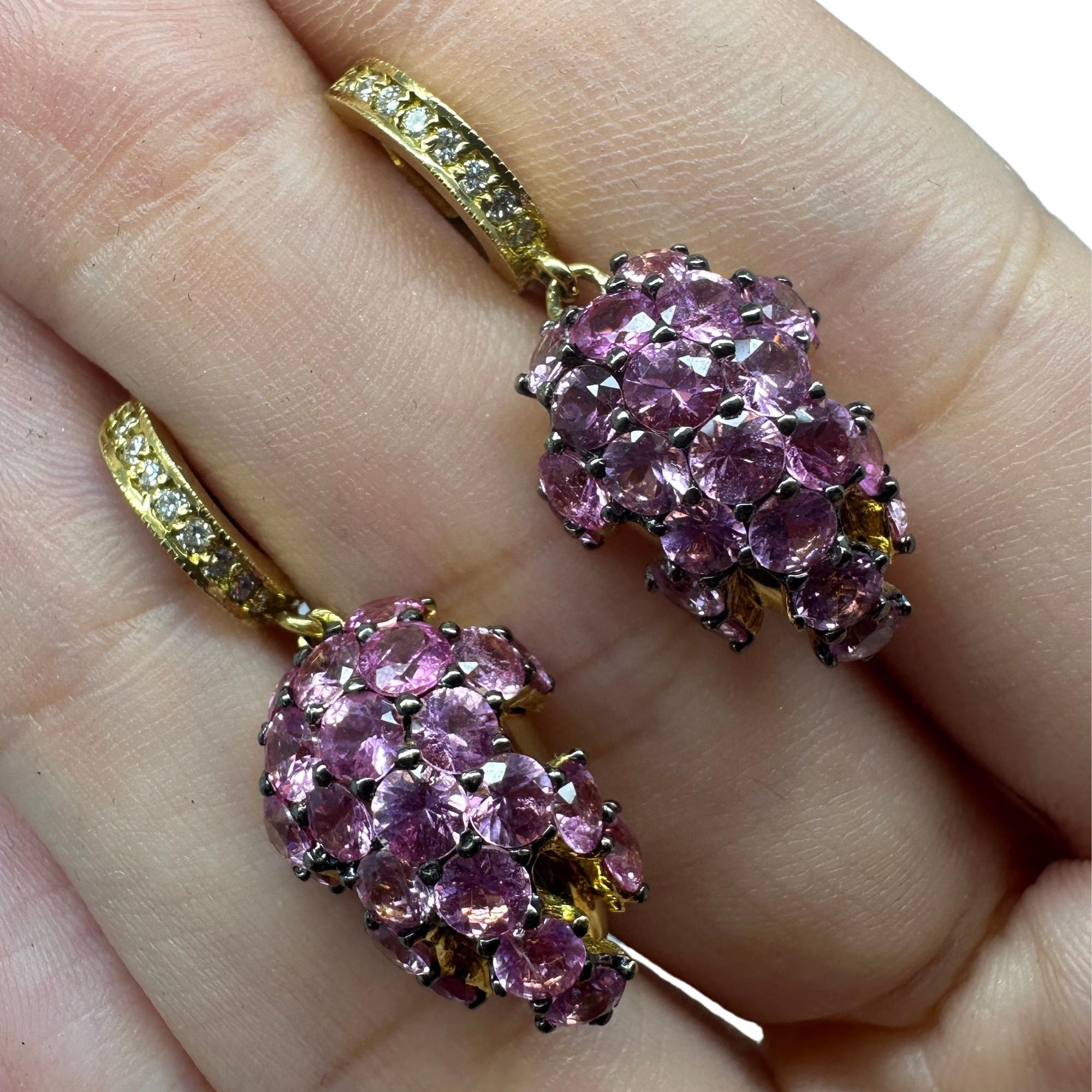 da uomo o donna Orecchini con diamanti e zaffiri rosa 18 carati in vendita
