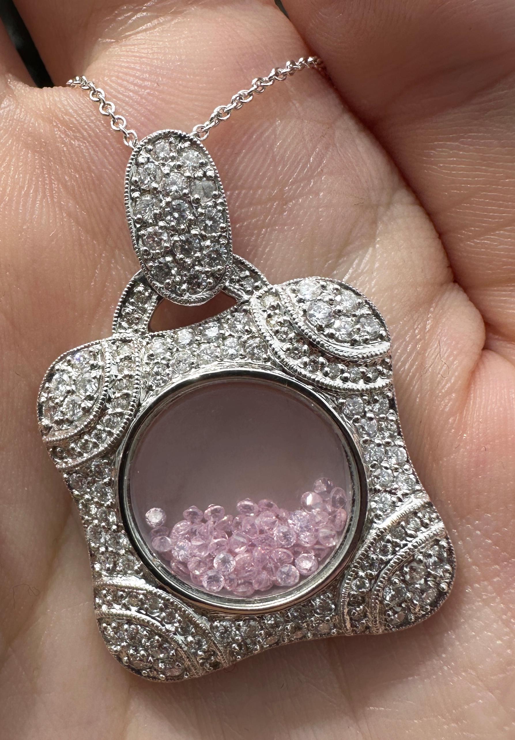 Taglio rotondo Collana con ciondolo Shakers con diamanti e zaffiri rosa 18 carati in vendita