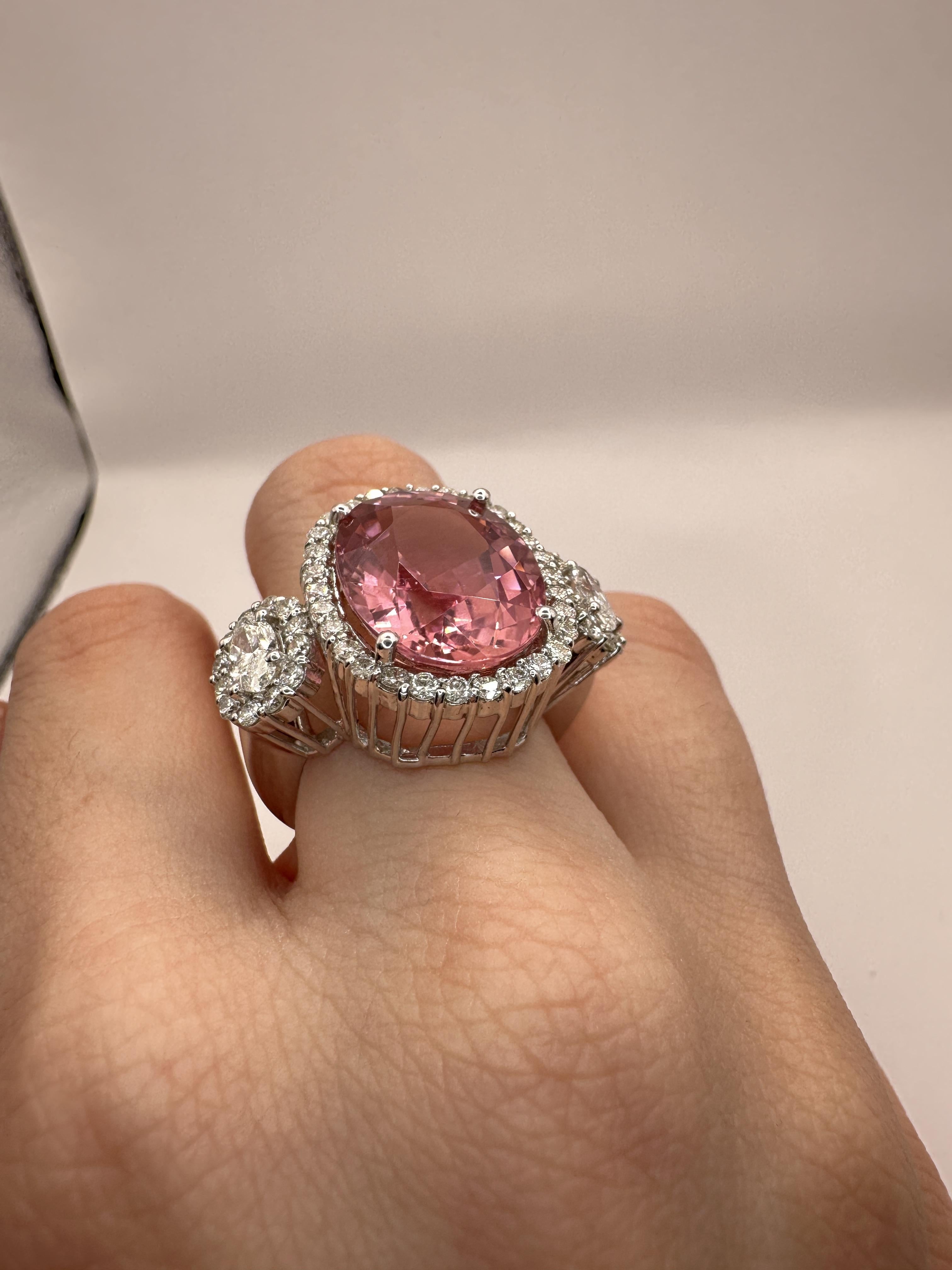 18k  Diamond and Pink Stone Center Ring For Sale 5
