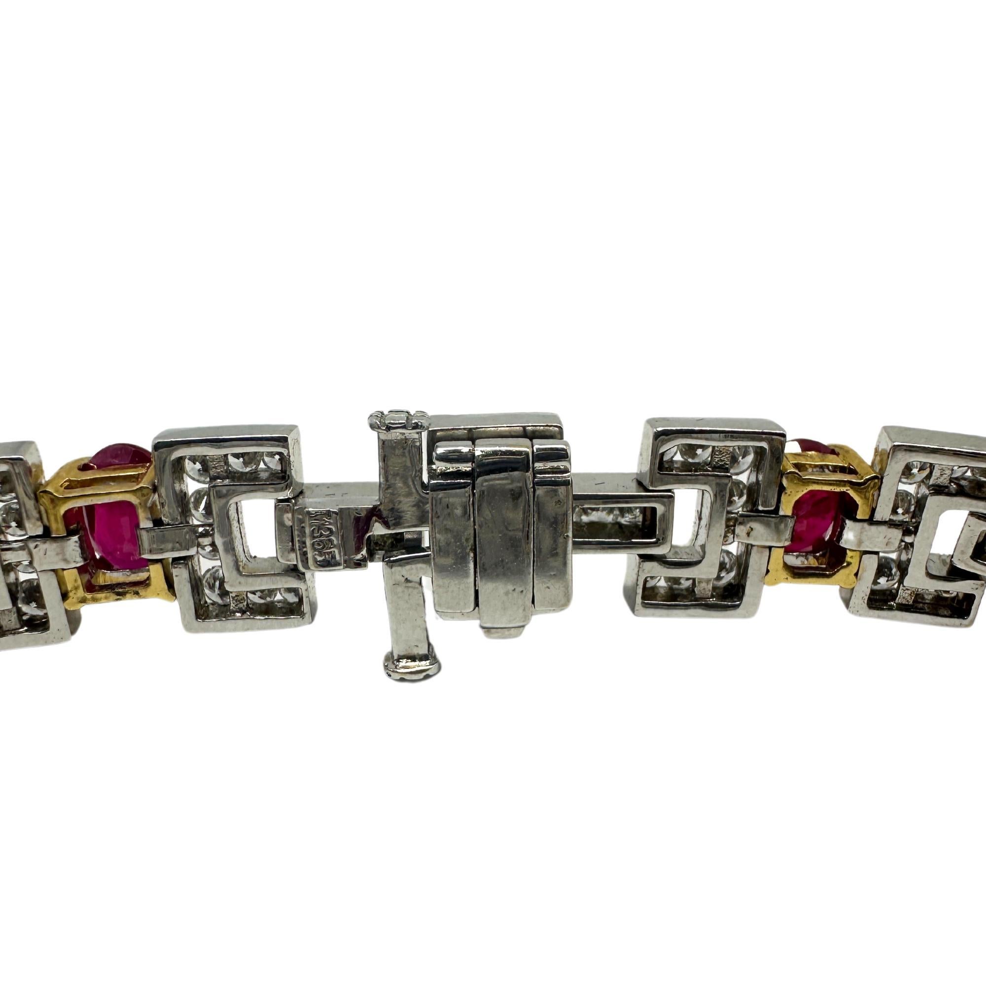 Moderne Bracelet en diamant et rubis 18K en vente