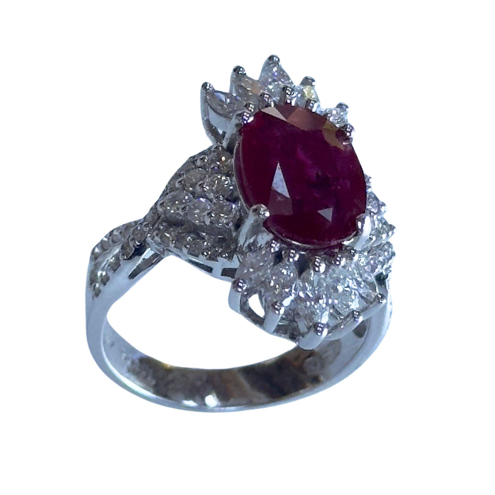 Oval Cut 18k Diamond and Ruby Ring For Sale