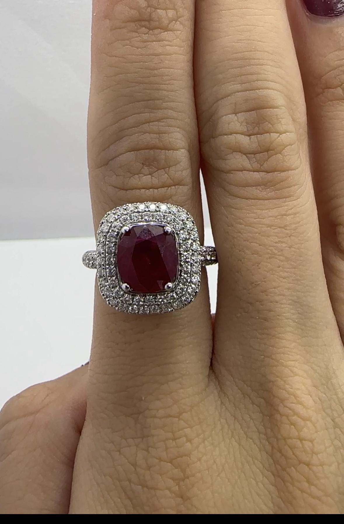 18k Diamond and Ruby Ring 2