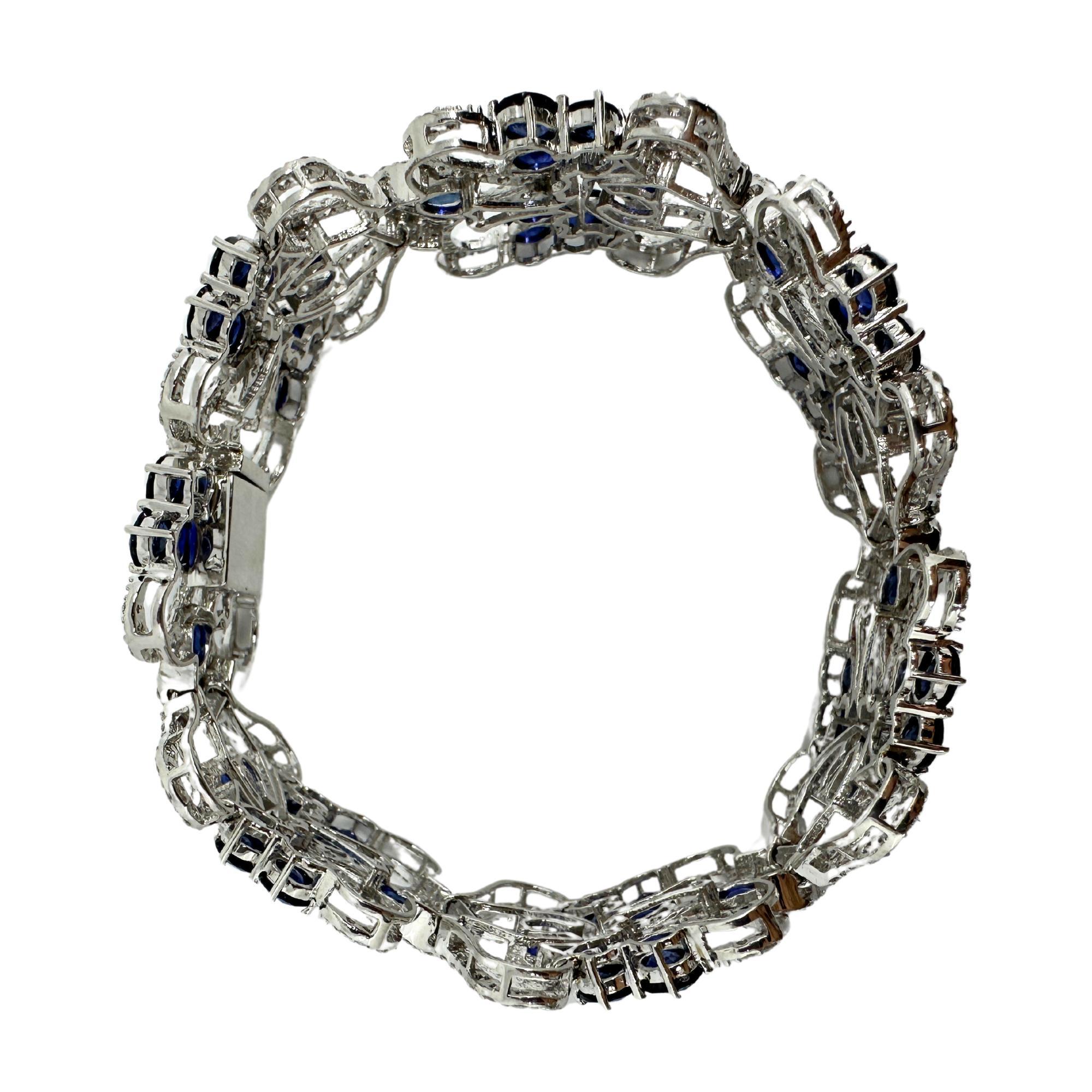 Taille ronde Bracelet en diamants et saphirs 18 carats en vente