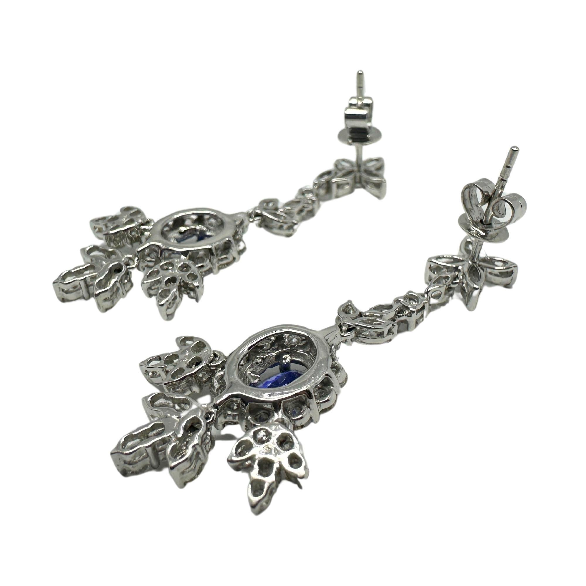 18k Diamond and Sapphire Earrings In Good Condition For Sale In New York, NY
