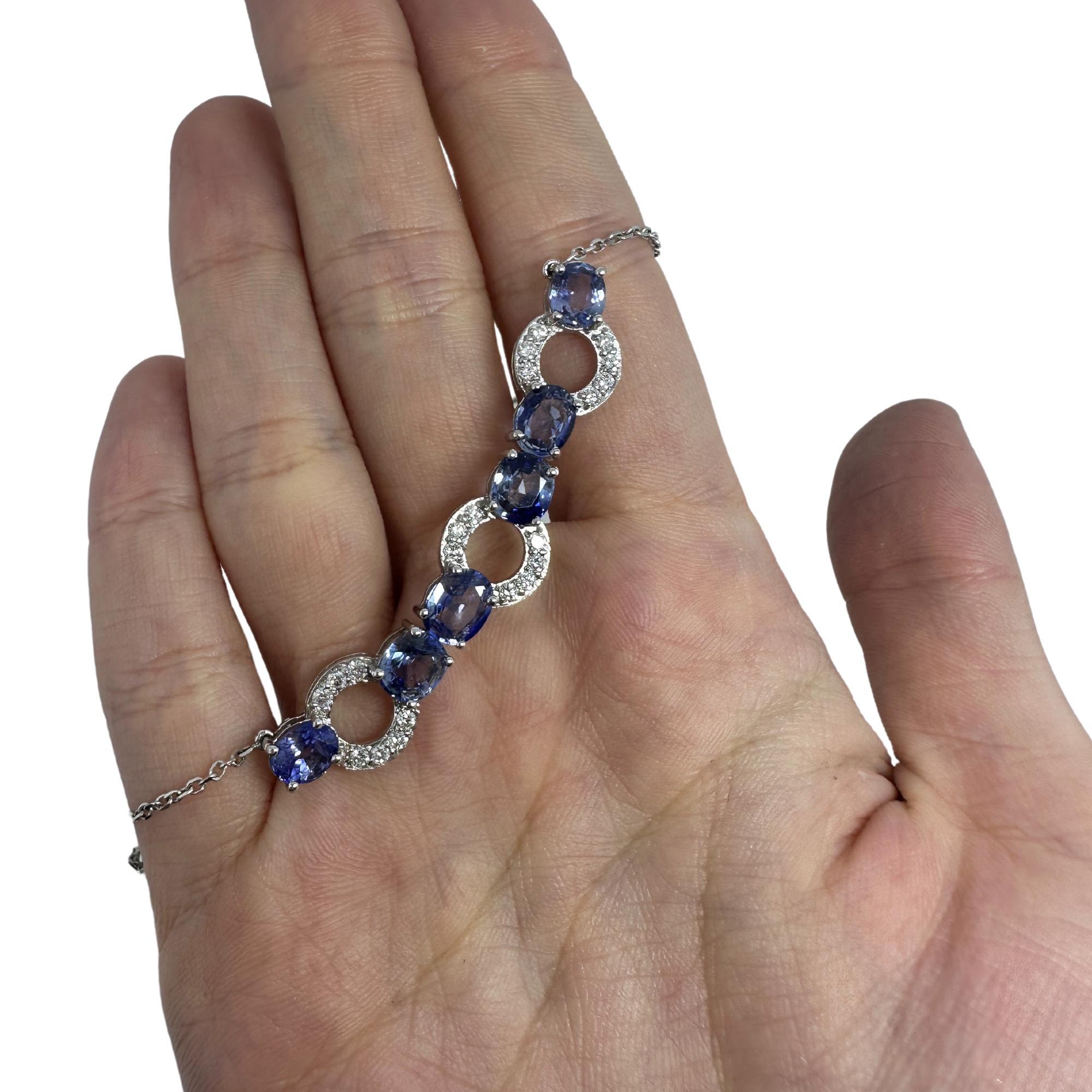 18K Diamond and Sapphire Necklace For Sale 1